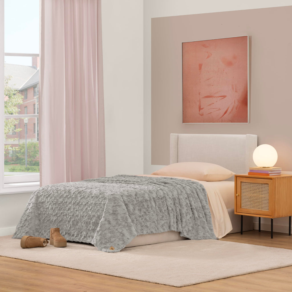 UGG Adalee Faux Fur Twin Size Blanket, Warm Cozy Blanket, Extra Large Throw for Sofa, Washable Bedding for Twin XL Size Bed, Cute Room Decor, 66" x 90", Oyster Brown