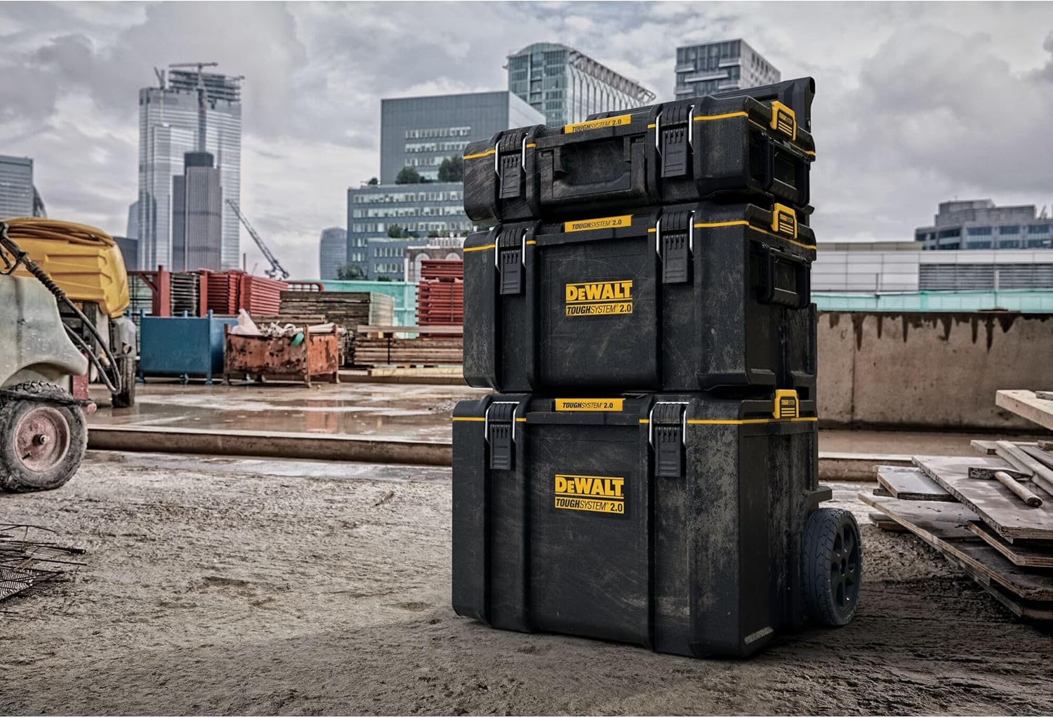 DEWALT TOUGHSYSTEM 2.0, Large Tool Box, 22 in, 110 lbs. Capacity (DWST08300)