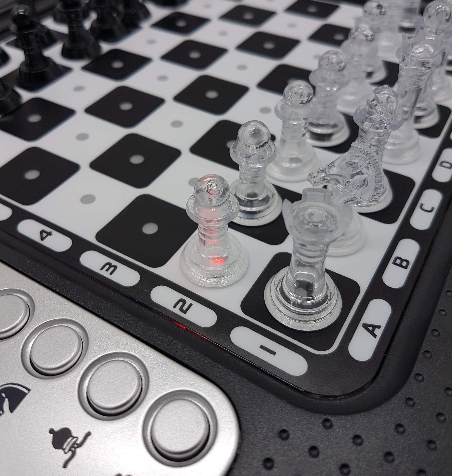 Lexibook - Harry Potter Chess Games, Magnetic and Foldable Chess Board, 32 Pieces, Family Game, CGM300HP