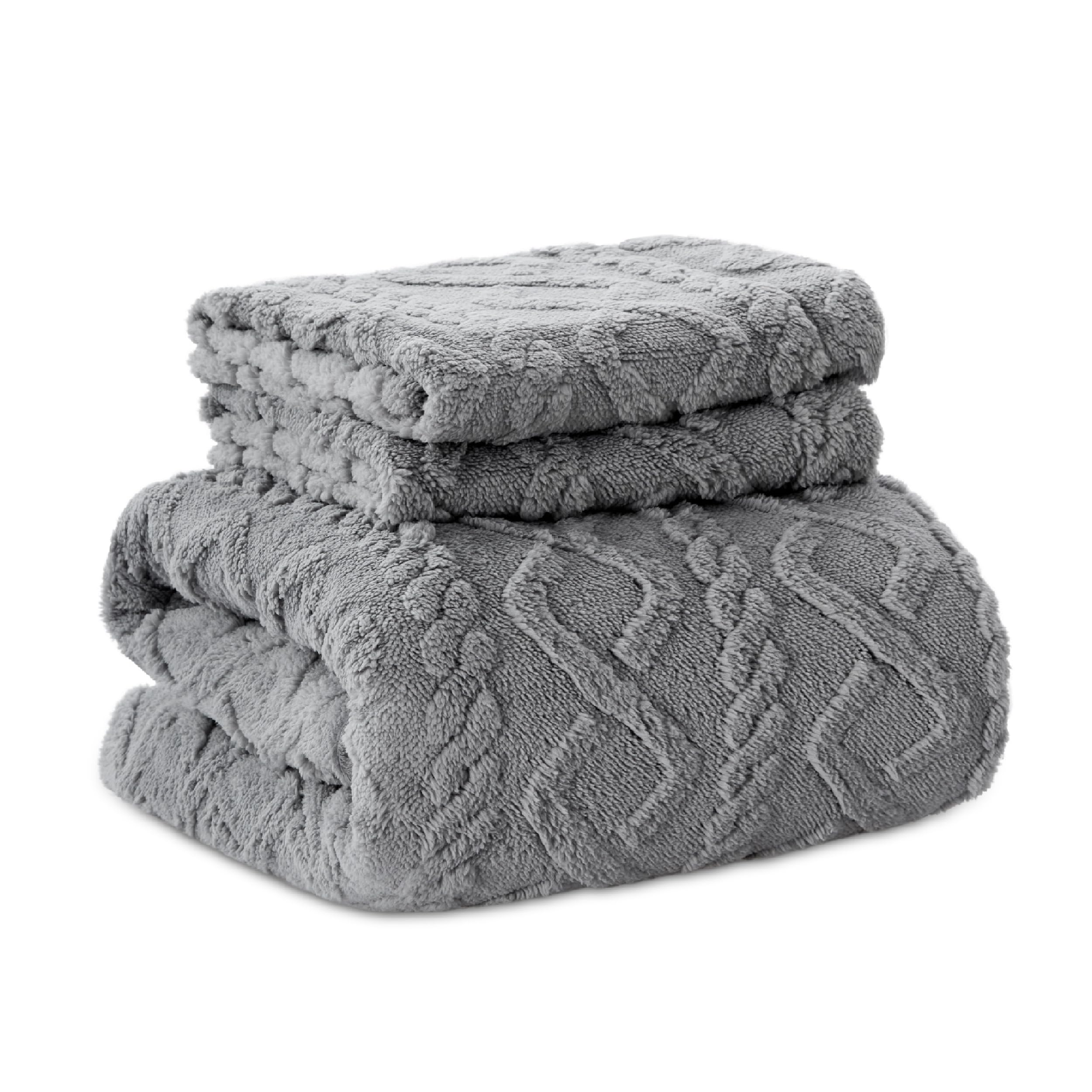 Bedsure Fluffy Flannel Duvet Cover Set - Faux Fur Comforter Cover Queen Size, Gray Warm Plush Bedding for Winter, 3-Piece Set with Zipper Closure (90"x90") and 2 Pillow Shams