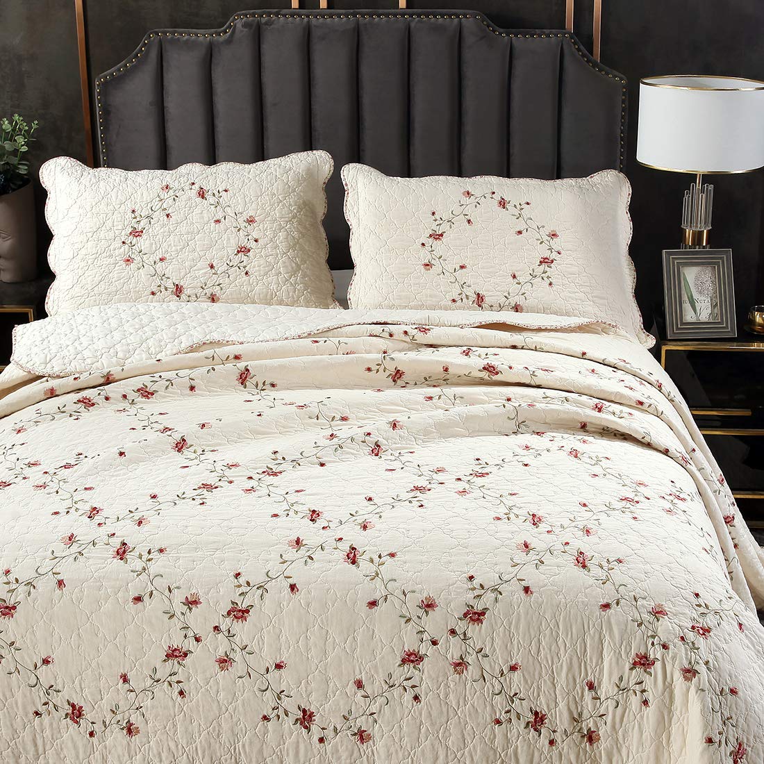 vctops 3-Piece Floral Embroidered Bedspread Coverlet Set Twin Size 100% Cotton Reversible Patchwork 1 Quilt and 2 Pillow Shams (Flower,Twin)