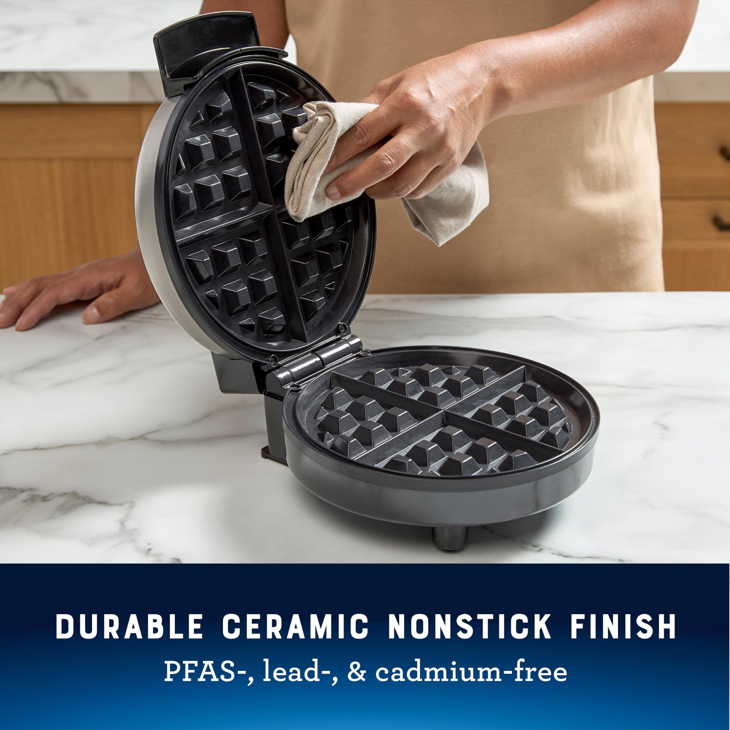 Oster Belgian Waffle Maker, Non-Stick Waffle Iron for Thick, Fluffy Waffles, Easy to Clean