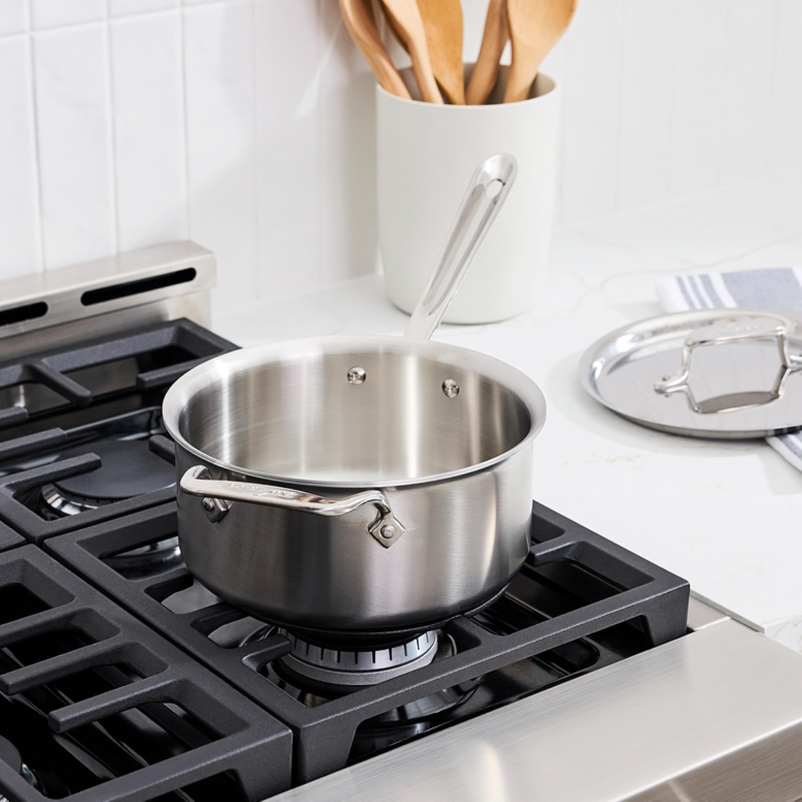 All-Clad D5 5-Ply Brushed Stainless Steel Sauce Pan 1.5 Quart Induction Oven Broiler Safe 600F Pots and Pans, Cookware Silver