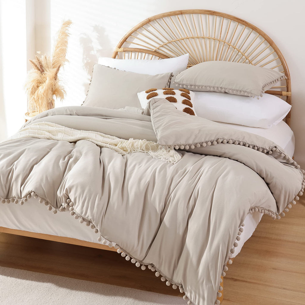 YIRDDEO Twin Comforter Set - Comforter Twin Size Bed with Ball Pom Fringe, Soft Bedding Set for All Seasons - 2 Pieces, 1 Comforter (66"x90") & 1 Pillow Sham(20"x26"), Beige
