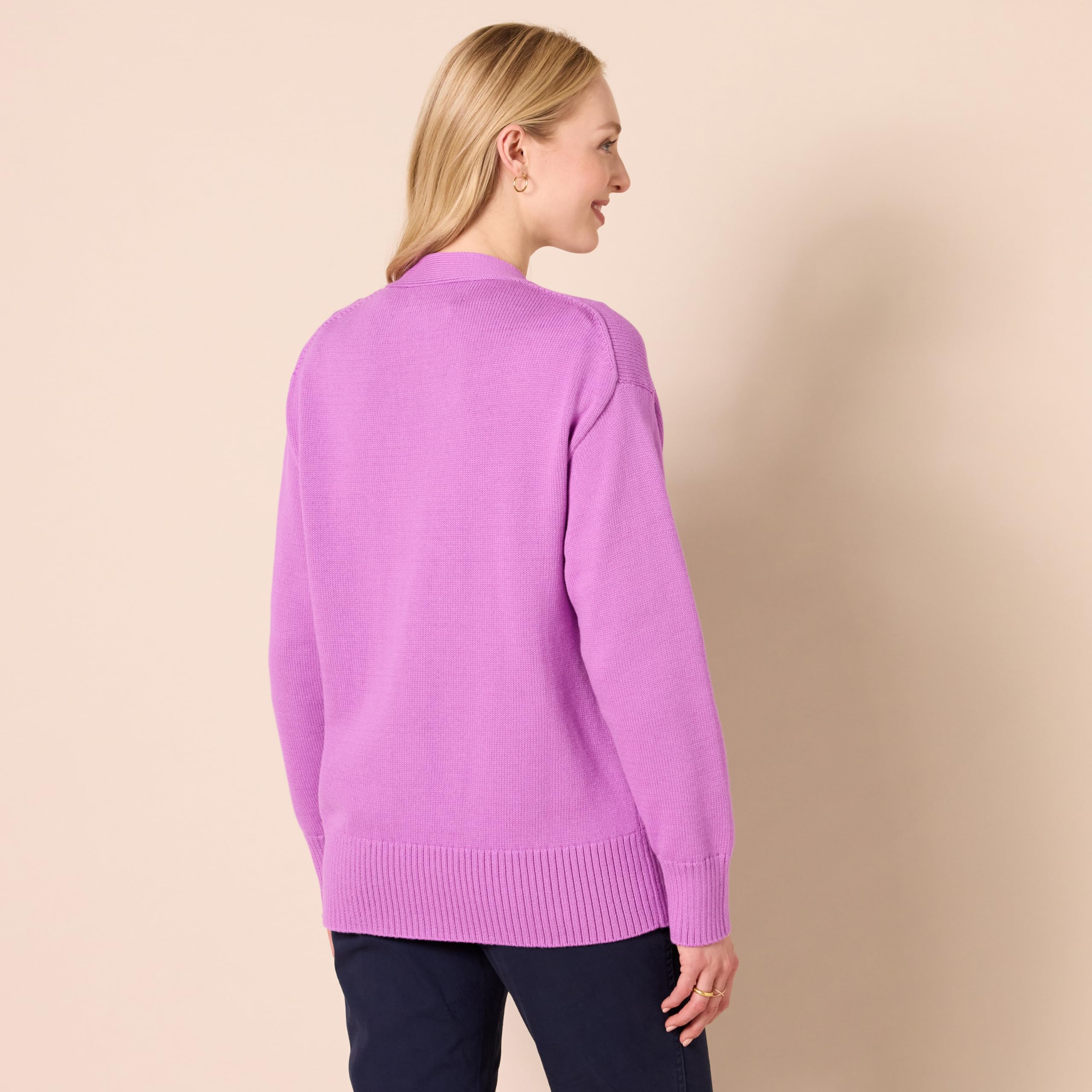 Amazon Essentials Women's Relaxed Fit Midweight Cardigan Sweater