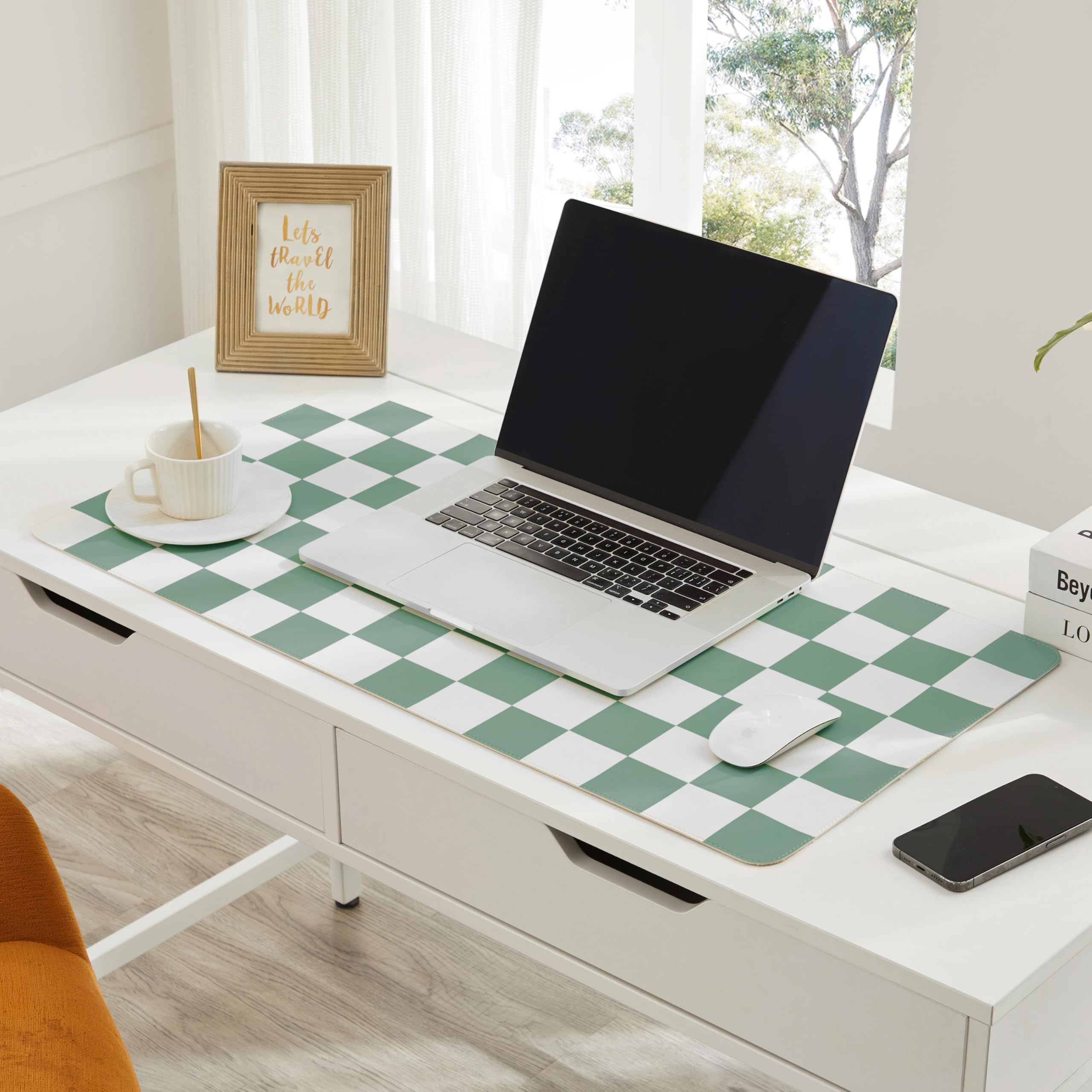 Ohocut Checkered Desk Mat, Large Cute Aesthetic Retro PU Leather Computer Laptop Desk Mat, Non-Slip Waterproof Mouse Keyboard Pad, Desk Writing Mat for Work/Home (Beige, 23.6" x 13.7")