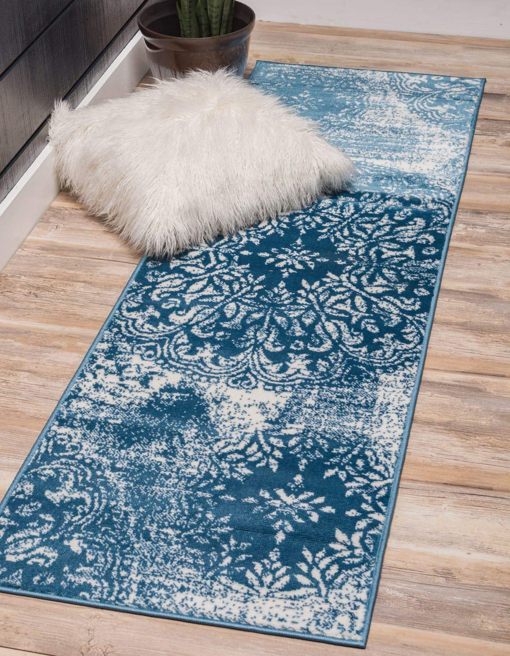 Unique Loom Sofia Collection Area Rug - Grand (2' 2" x 3' 1" Rectangle, Beige/ Ivory)