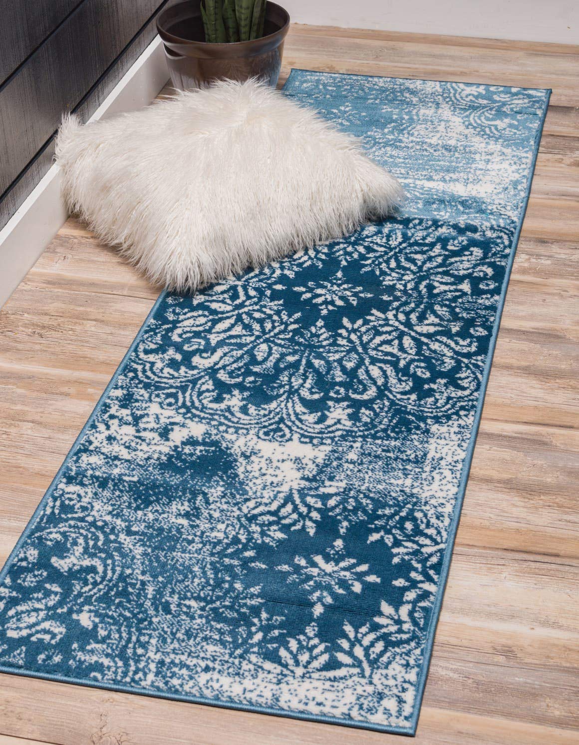 Unique Loom Sofia Collection Area Rug - Grand (2' 2" x 3' 1" Rectangle, Beige/ Ivory)
