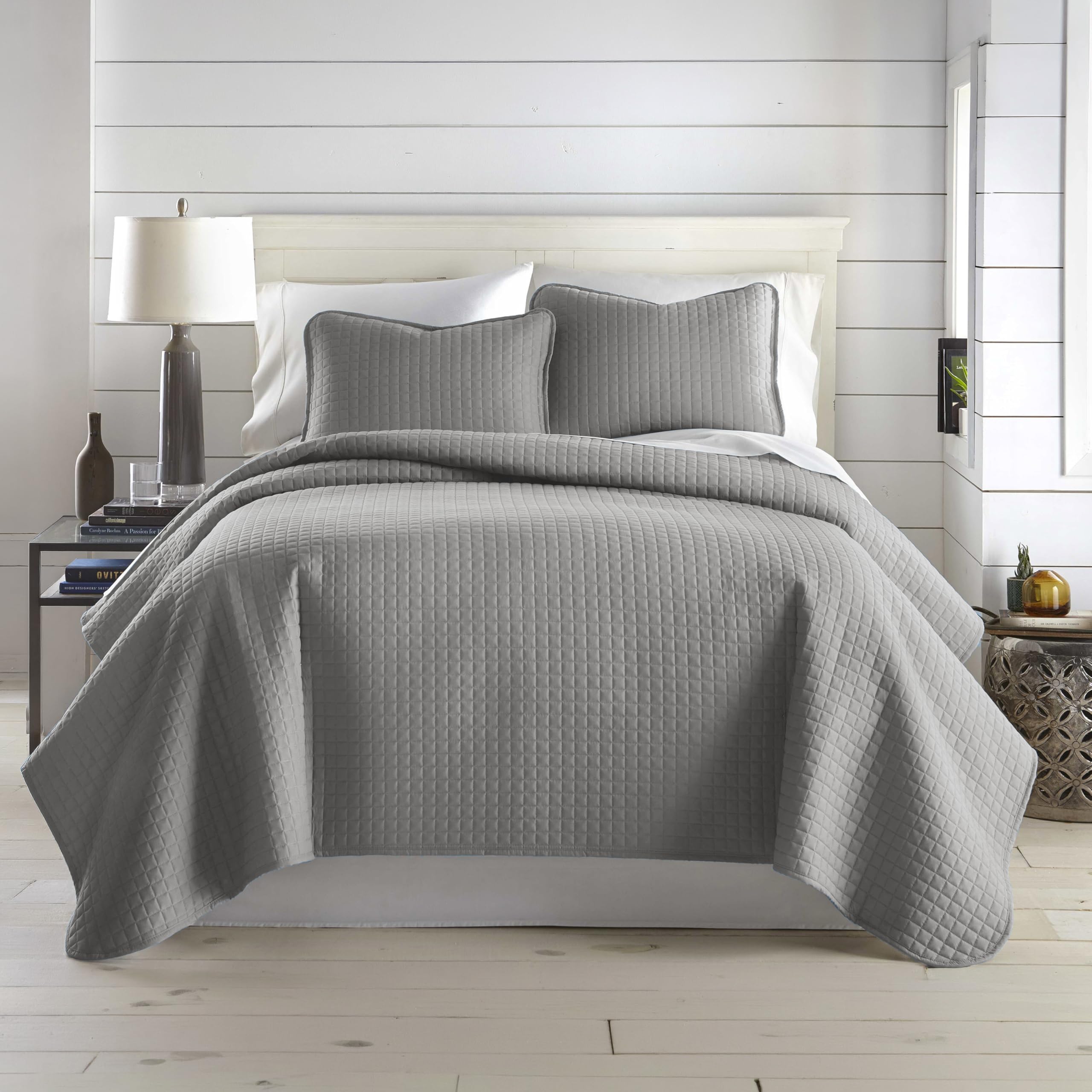 Southshore Fine Living, Inc. XL Twin Quilt Set, Microfiber Quilted Bedspread, White Bedding Twin Coverlet w/Pillow Sham, Pet Hair Resistant Bedding Coverlet Set, Quilted Coverlet, Bright White Quilt