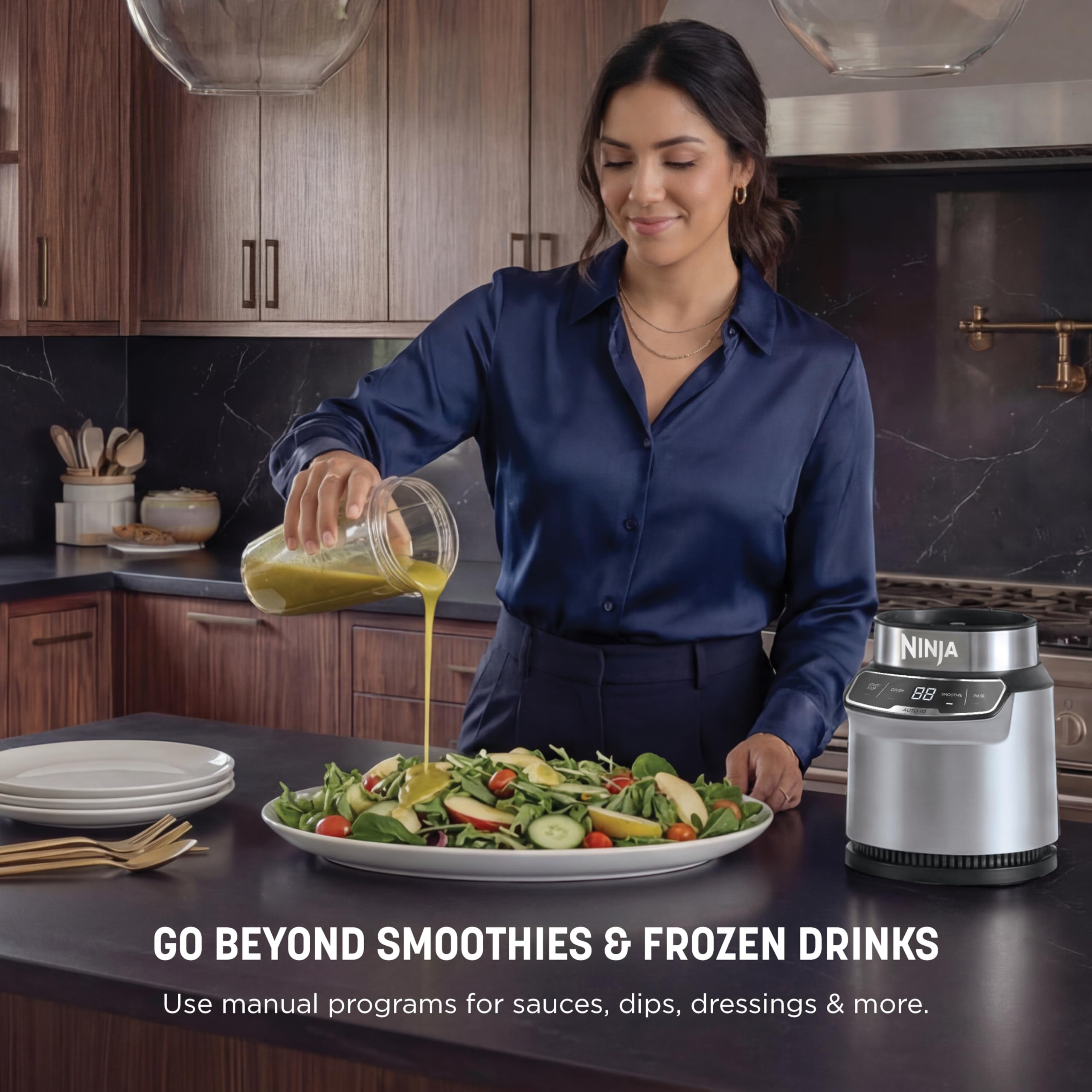 Ninja Nutri-Plus Personal Blender | Compact Push to Blend | Make Frozen Drinks, Smoothies, Sauces & More | With (3) 20 oz. To-Go Cups, (2) Spout-Lids & (1) Storage-Lid | 900 Peak Watt | Silver | BN301