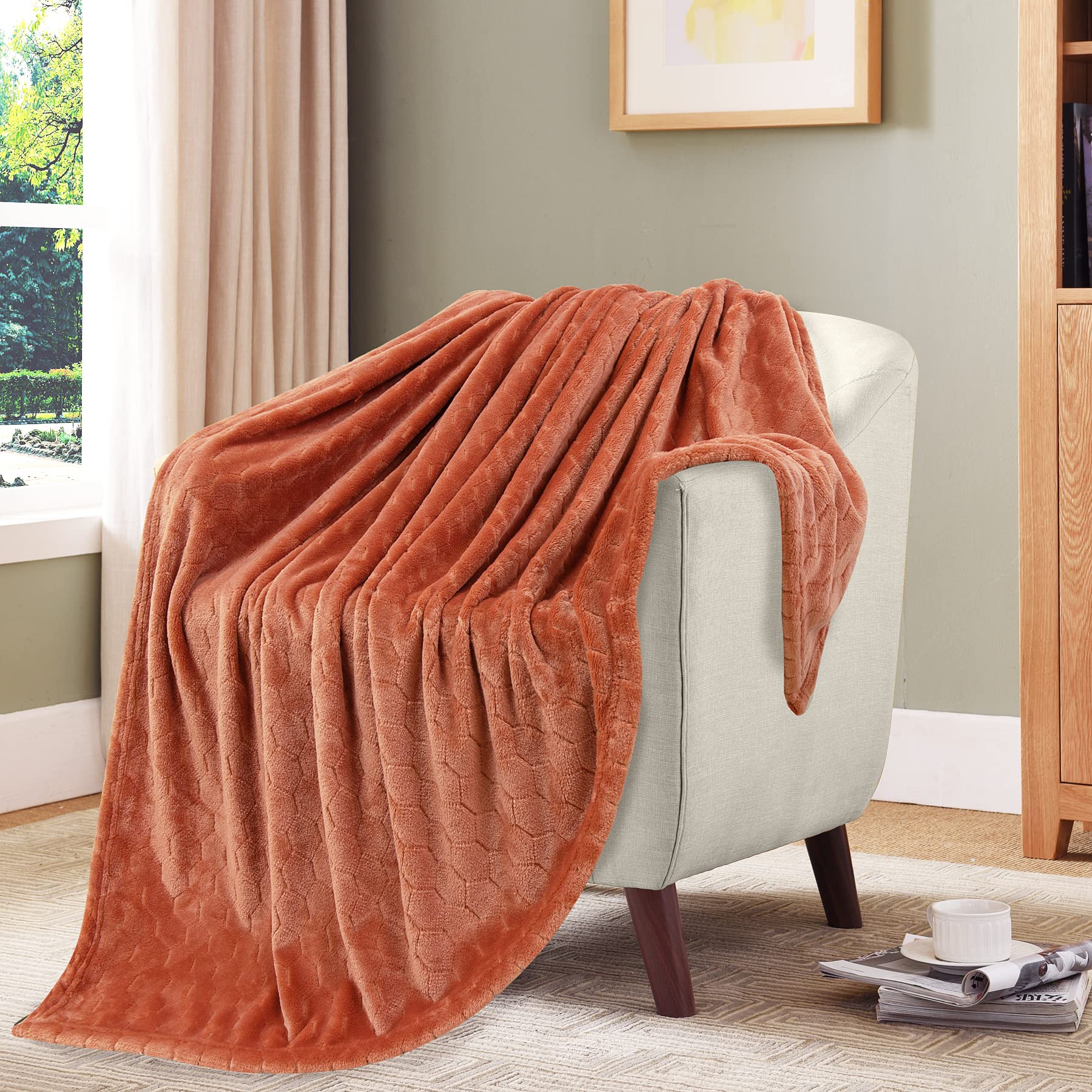 TOONOW Fleece Blanket Fuzzy Plush Throw Blanket 50" x 60", Super Soft Fluffy Bed Blanket Geometric Pattern Comfy Microfiber Flannel Blankets for Couch, Bed, Sofa, Black