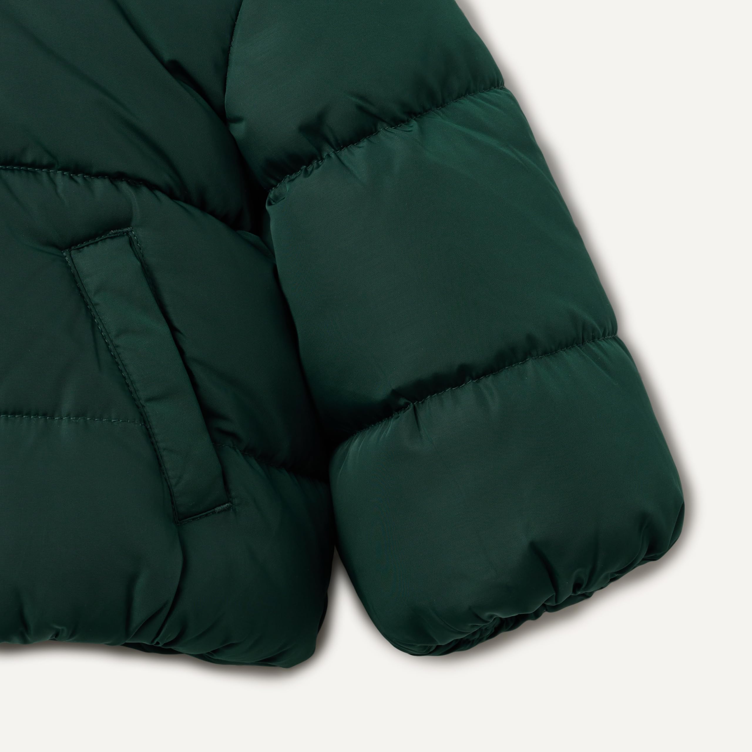 Amazon Essentials x Sofia Grainge Babies, Toddlers, and Boys' Water-Resistant Hooded Puffer Jacket