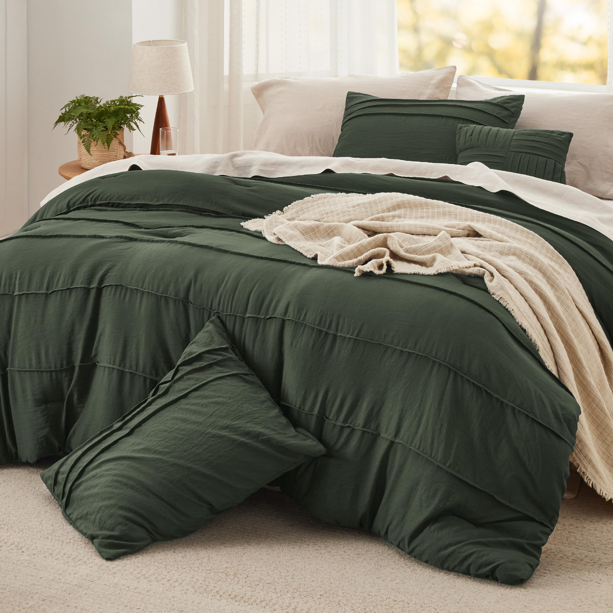 Bedsure Twin Comforter Set - 3 Pieces Pinch Pleat Bed Set, Beige Boho Bedding for All Season, 1 Soft Comforter, 1 Pillowcase, 1 Decorative Pillow