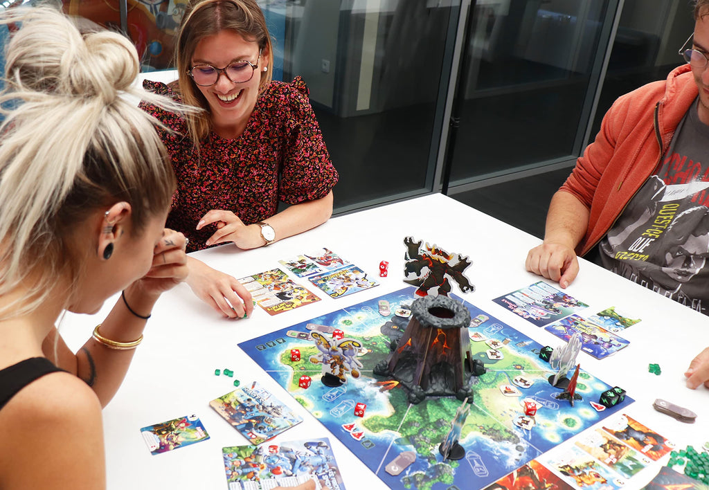 IELLO: King of Tokyo: Duel - Two-Player Board Game, Fun & Tactical Giant Monster Clash Dice Game, Classic Strategy, Family Ages 8+, 2 Players, 20 Min