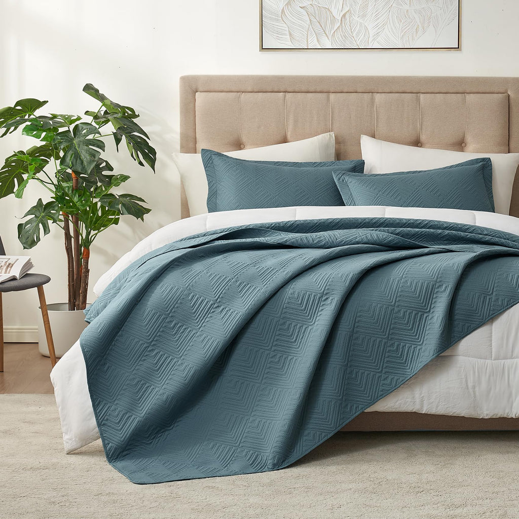 Hansleep Black Quilt Twin Size - Damask Ultrasonic All Season Bedspread Twin, Soft Lightweight Coverlet Bedding Set, 2 Pieces (1 Quilt, 1 Pillow Sham)