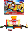 Mattel Disney and Pixar Cars Color Changers Car Wash Playset with Color Changing Lightning McQueen Toy Vehicle, 20-Inches Long, Connects to Other Sets