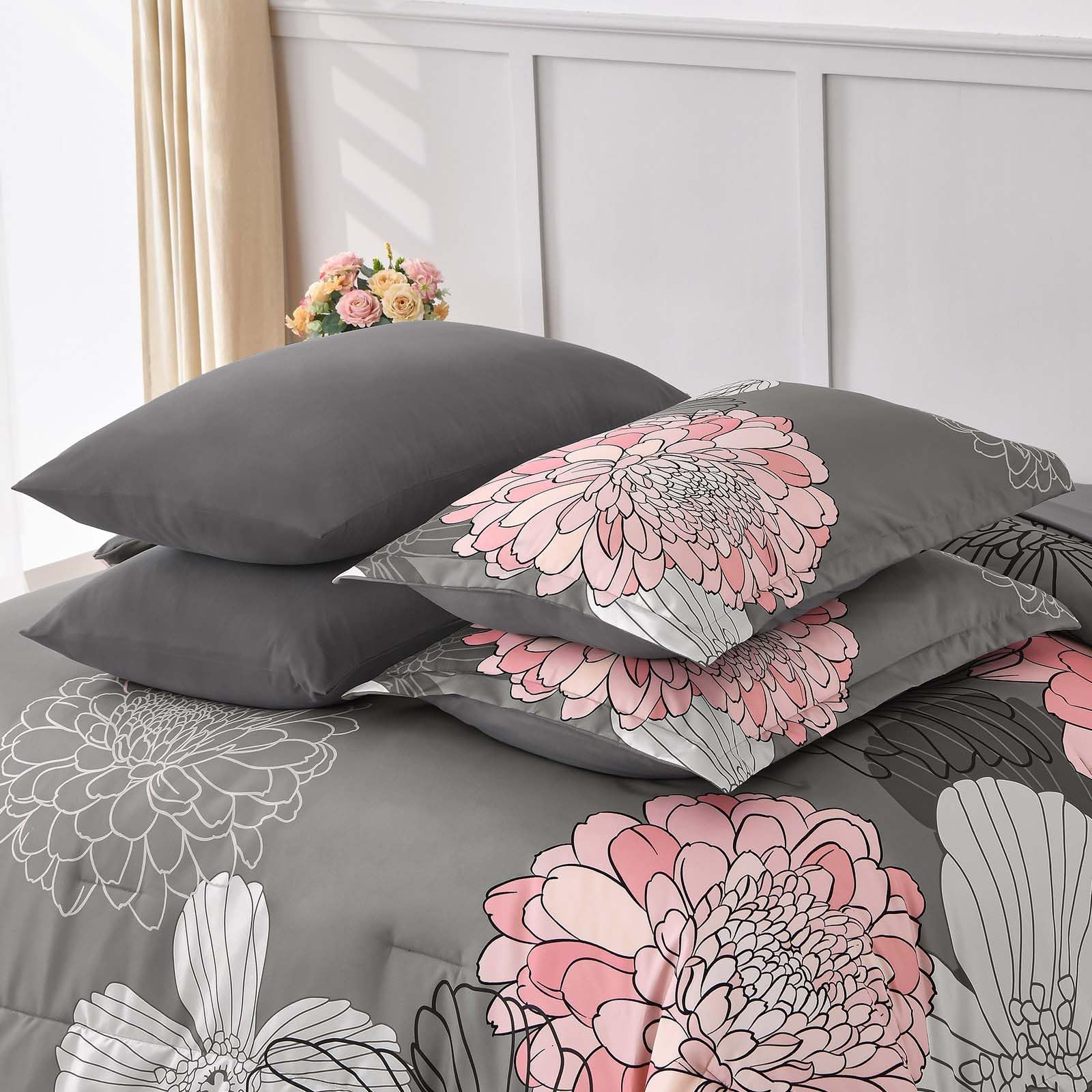 Yiran 7 Pieces Bed in a Bag Blue Floral Comforter Set Queen Size Flowers Comforter Set Soft Microfiber Bedding Set (1 Comforter 1 Flat Sheet 1 Fitted Sheet 2 Pillowshams 2 Pillowcases)