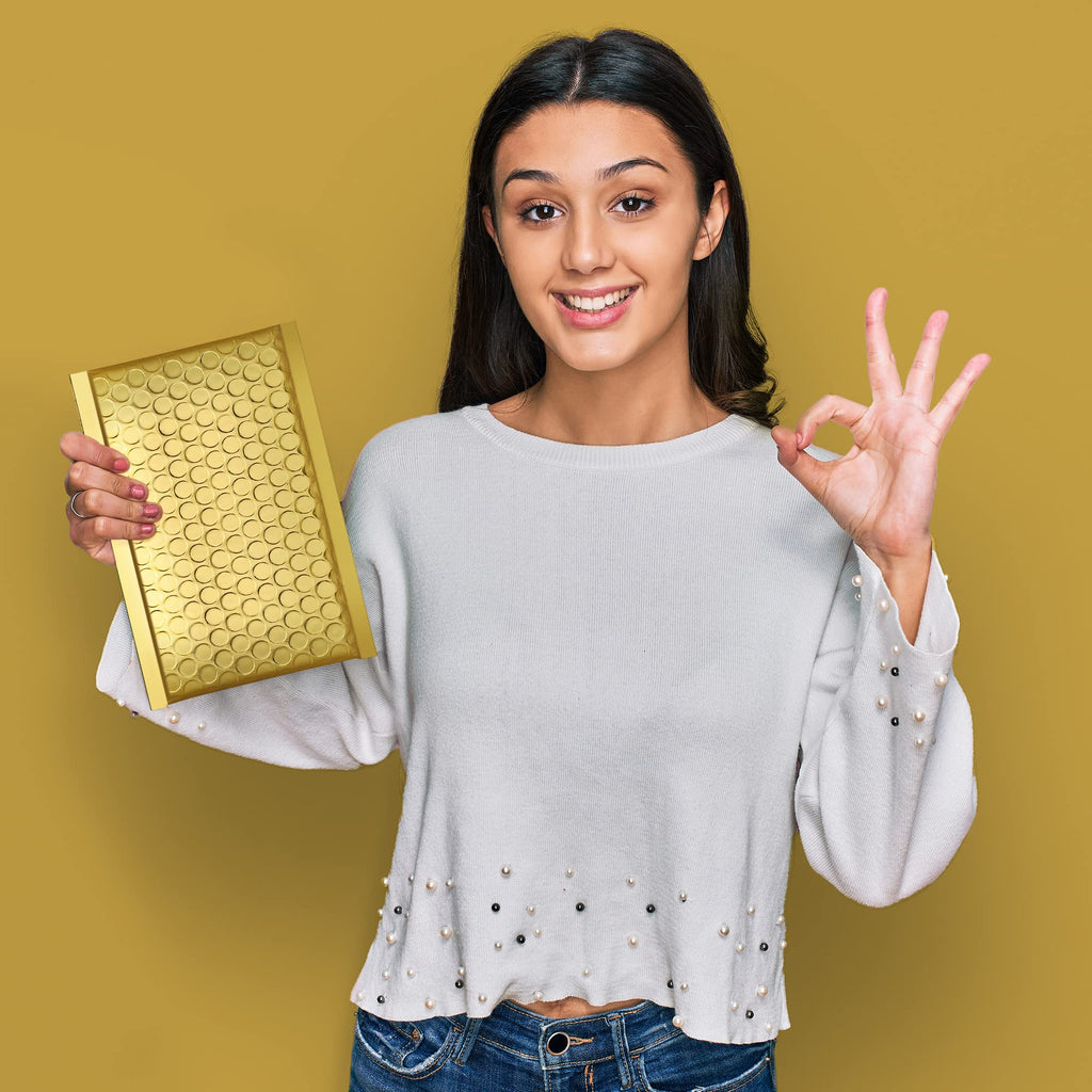 Fuxury Gold Bubble Mailers 4x8" 50 Pack, Usable Size 4X7" Strong Adhesion Metallic Bubble Envelopes,Waterproof Padded Envelopes Small Padded Mailer, Cute Packing for Jewelry, Makeup Supplie,Bulk #000