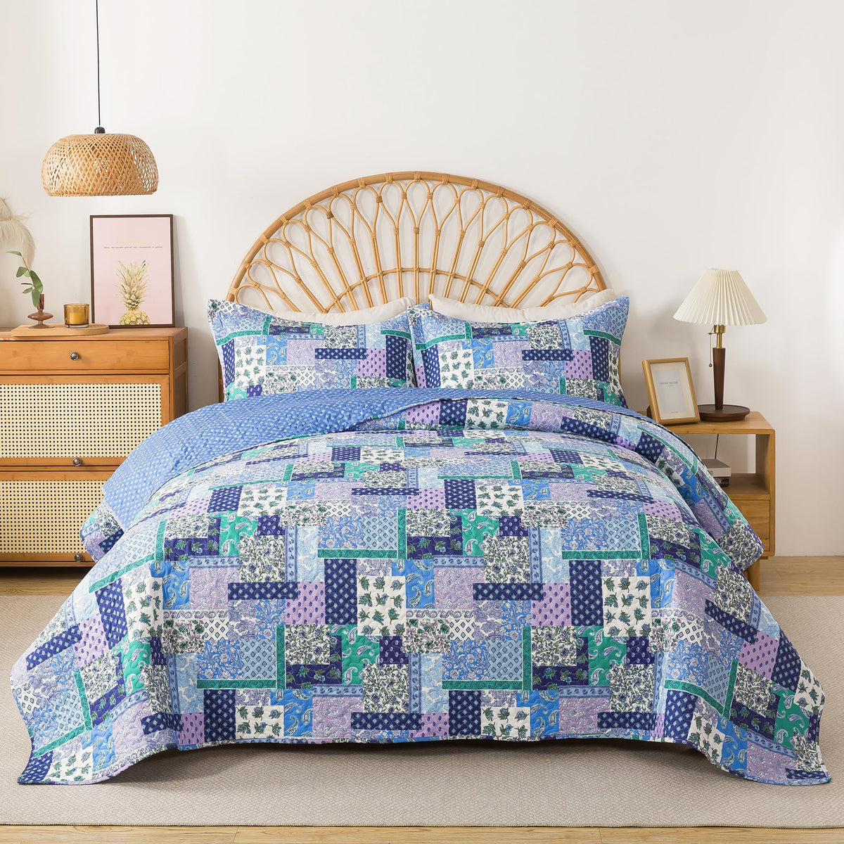 HoneiLife Quilt Sets Twin Size - 2 Piece Microfiber Quilts Reversible Bedspreads Patchwork Coverlets Floral Bedding Set All Season Quilts with Blue and White Porcelain Pattern