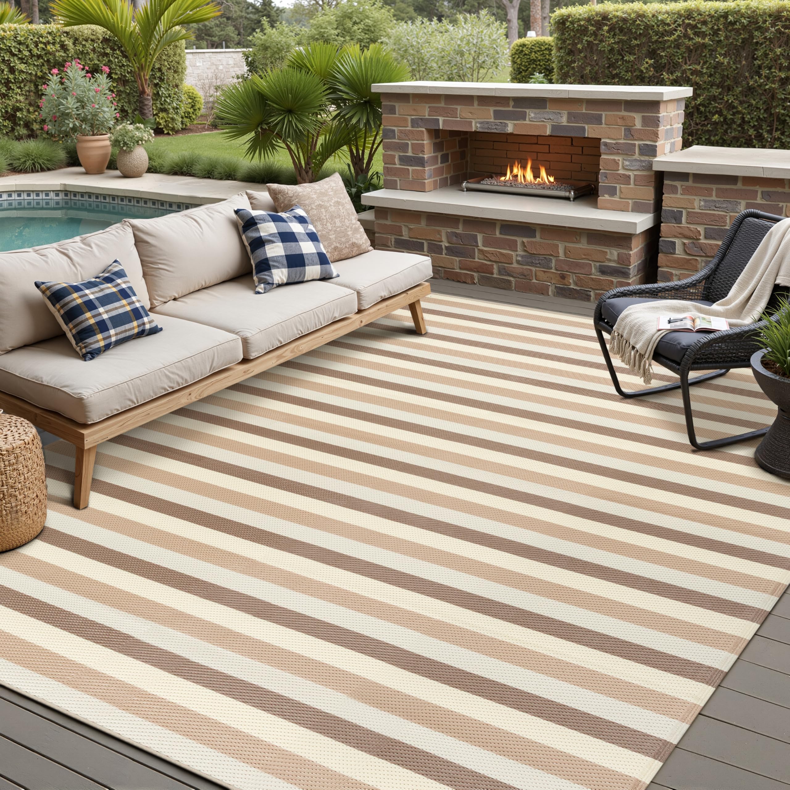 PureCozy Outdoor Plastic Straw Rug Black Beige Large Outside Waterproof Outdoor Patio 5x8 Carpet Geometric Reversible Mat Modern for Camping RV Porch Deck Balcony Beach
