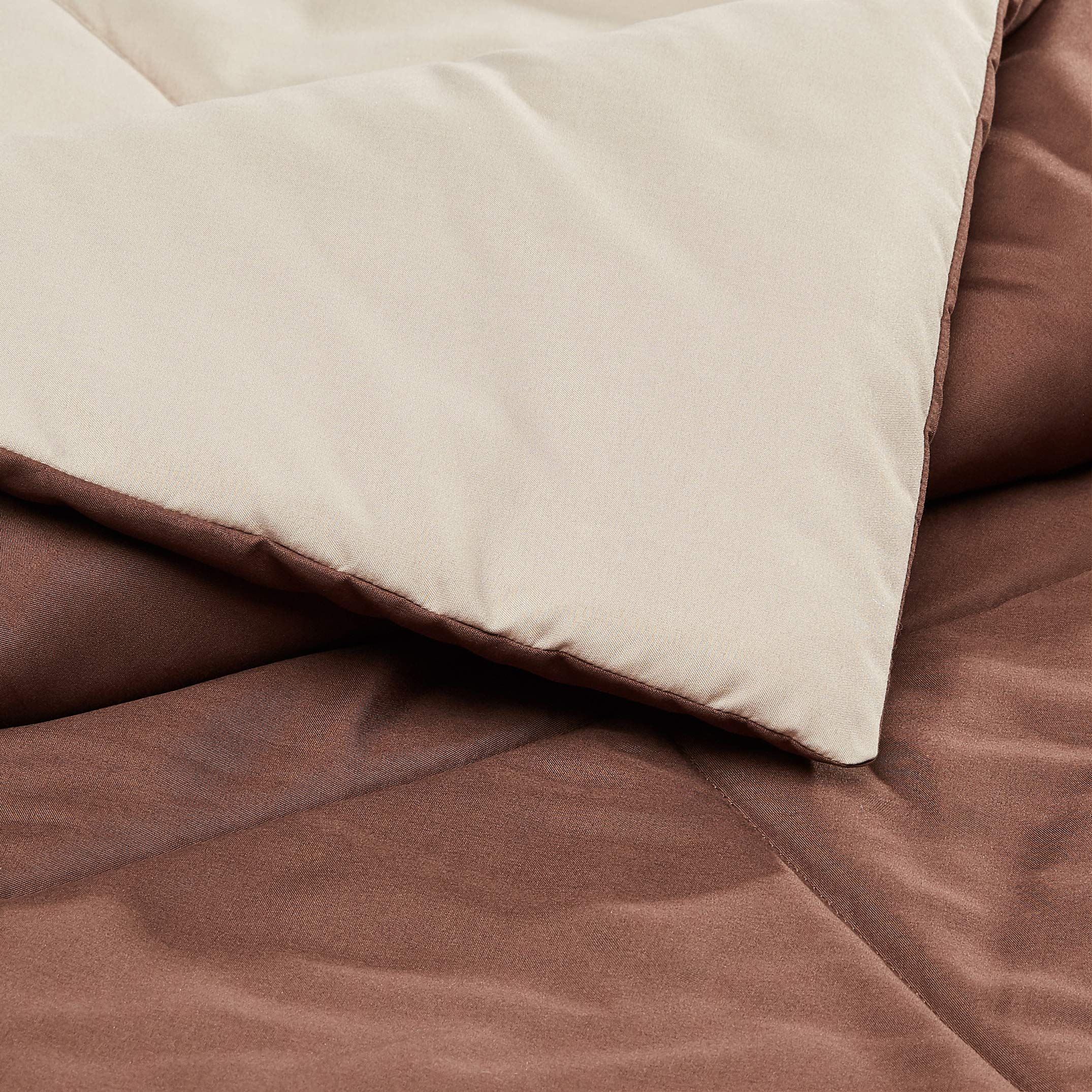 Amazon Basics Reversible Lightweight Microfiber All Season Comforter Blanket, Twin/Twin XL, Burgundy/Grey (Pack of 2)