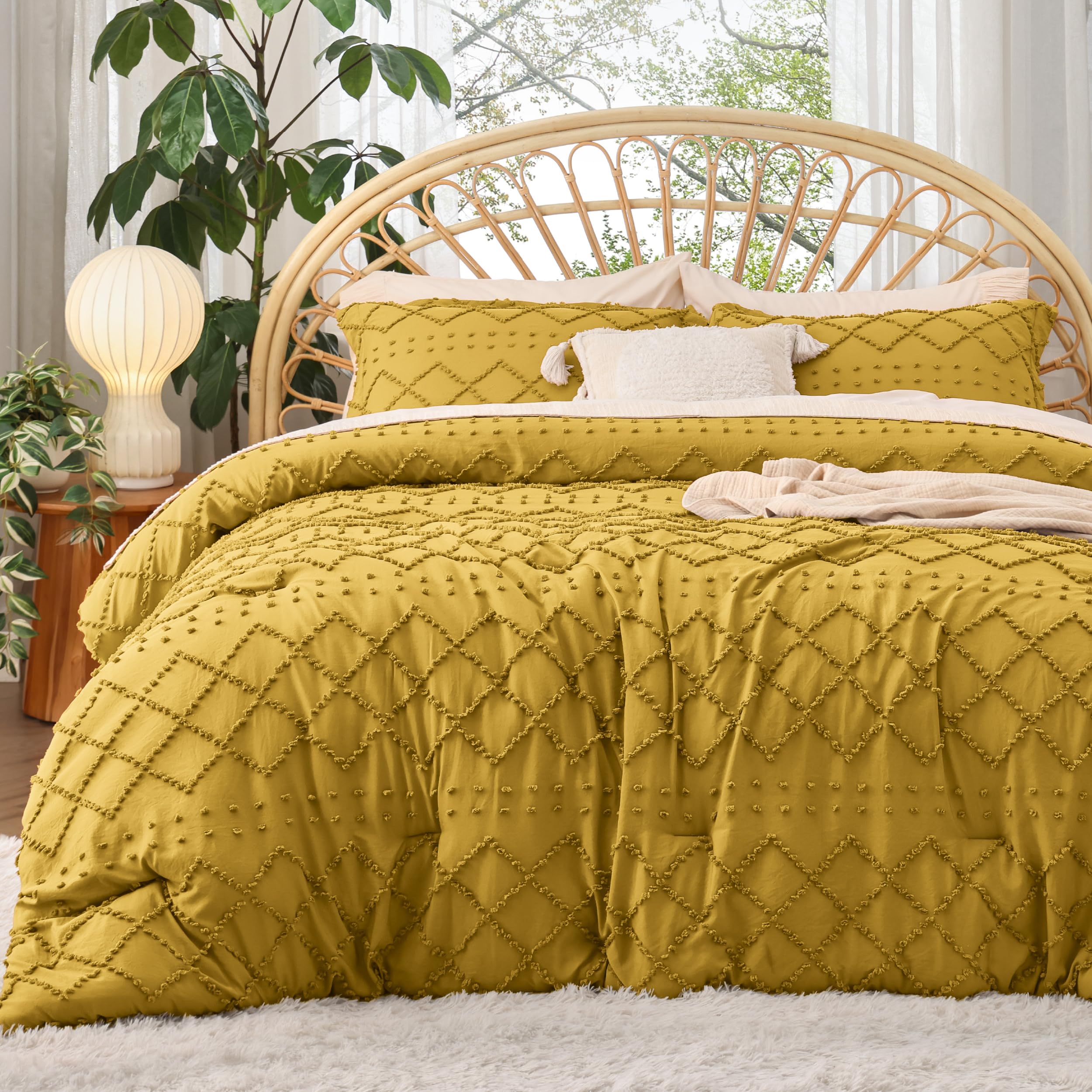 Bedsure Twin Comforter Set - White Boho Twin Comforter, Distressed Vintage Dorm Bedding Set for Kids, 2 Pieces Modern Farmhouse-Style Bed Set, Includes 1 Pillow Sham