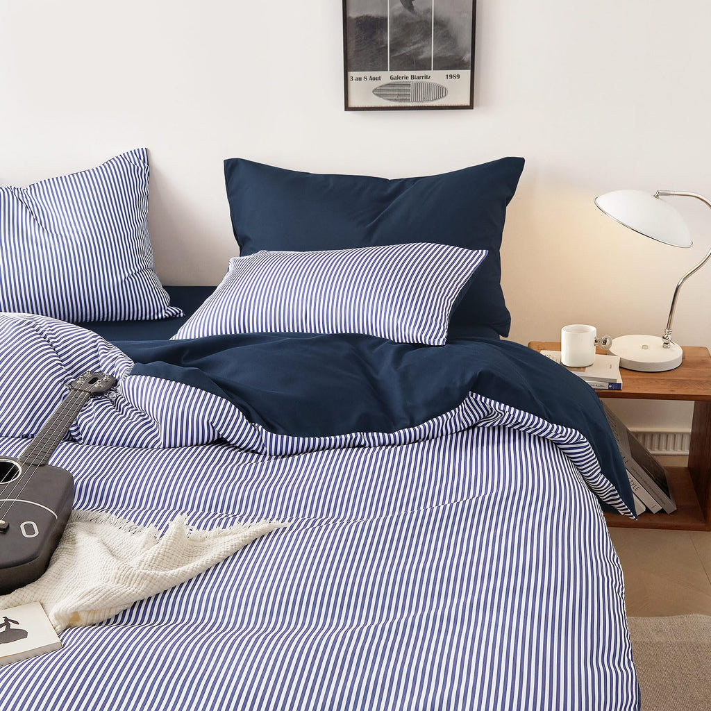 Wake In Cloud - Striped Comforter Set, Ticking Stripe Vertical Pinstripe Neutral Farmhouse Pattern Printed, Soft Lightweight Bedding, 3 Pieces, Blue White, Twin/Twin XL Size