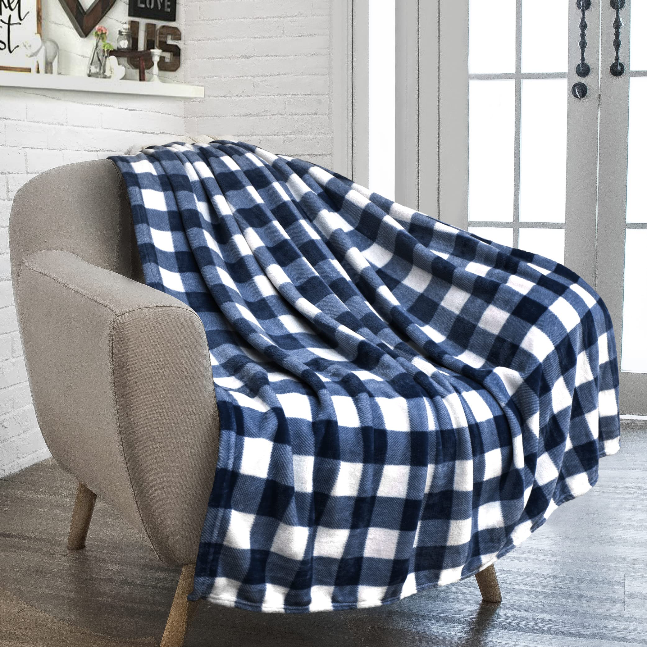 Pavilia Patriotic Blanket - American National Flag Throw Blanket for Sofa Couch Bed, Soft Microfiber Fleece Reversible, USA Military Veteran July 4th Gift - 50 x 60 Inches