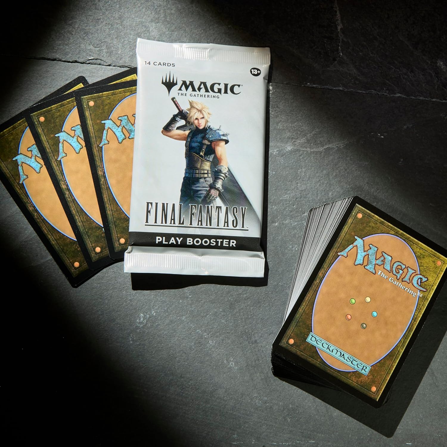 Magic: The Gathering - Final Fantasy Play Booster Box
