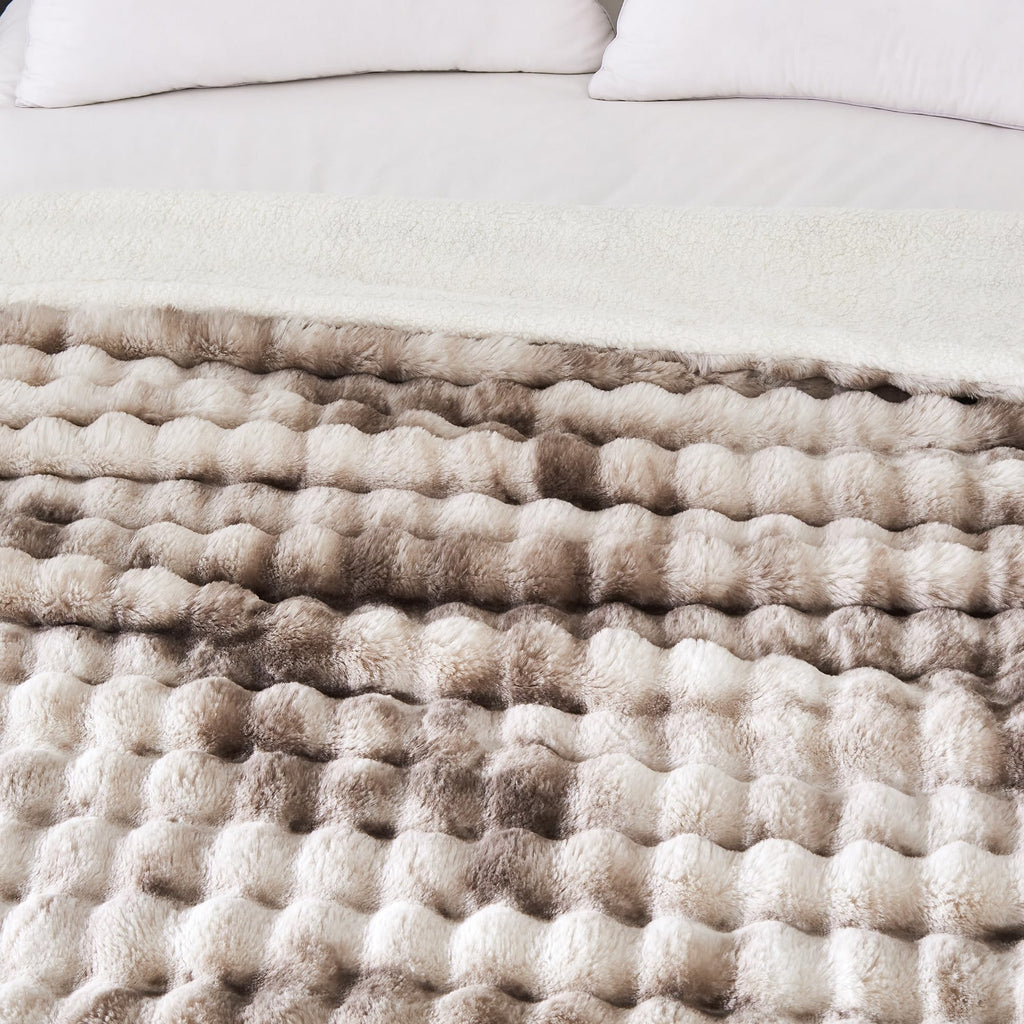 50x60 Inches Ultra-Soft Fuzzy Faux Fur Plush Throw Blanket - Thick, Warm Sherpa for Couch, Sofa, Bedroom, Camping - Decorative Blanket for Cozy Warmth, Bubble Grey