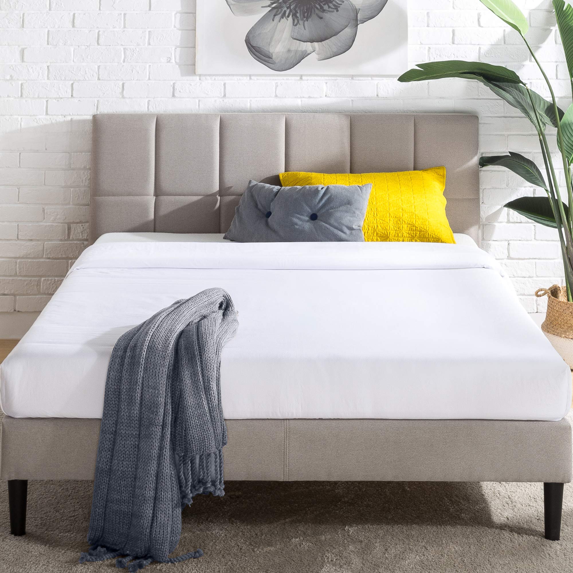 ZINUS Lottie Upholstered Platform Bed Frame with Short Headboard, Mattress Foundation, Wood Slat Support, No Box Spring Needed, Easy Assembly, Beige, Full