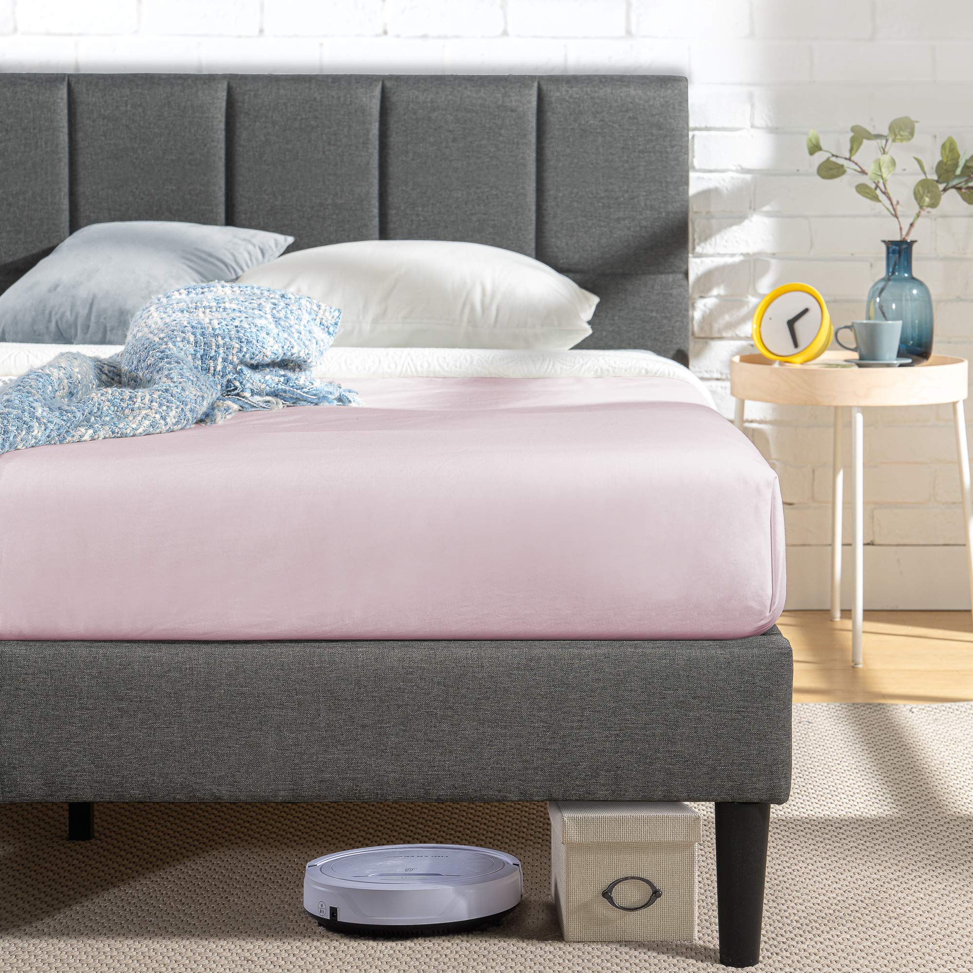 ZINUS Lottie Upholstered Platform Bed Frame with Short Headboard, Mattress Foundation, Wood Slat Support, No Box Spring Needed, Easy Assembly, Beige, Full