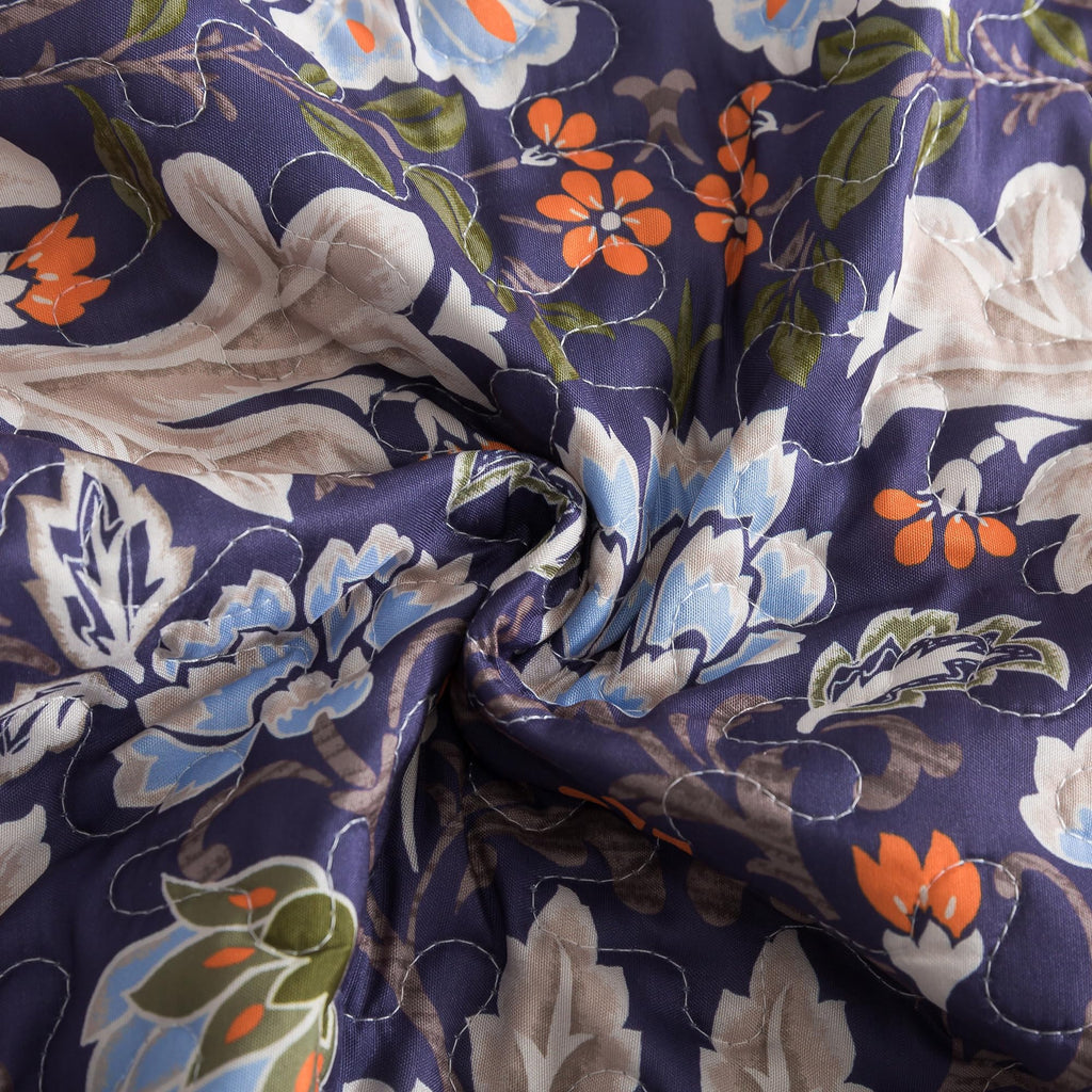 HoneiLife Quilt Sets Twin Size - 2 Piece Microfiber Quilts Reversible Bedspreads Patchwork Coverlets Floral Bedding Set All Season Quilts with Blue and White Porcelain Pattern