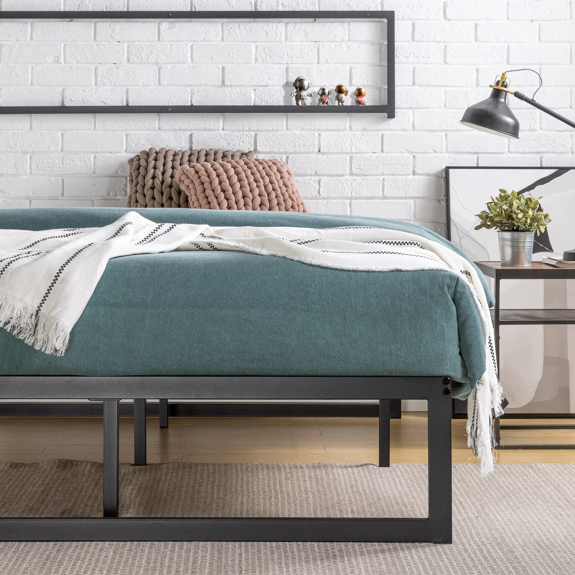 Zinus ABEL 14 Inch Platform Bed Frame, Steel Slat Support, Easy Assembly, No Box Spring Needed, Eco Friendly WonderBox(TM) Packaging, Black, Twin