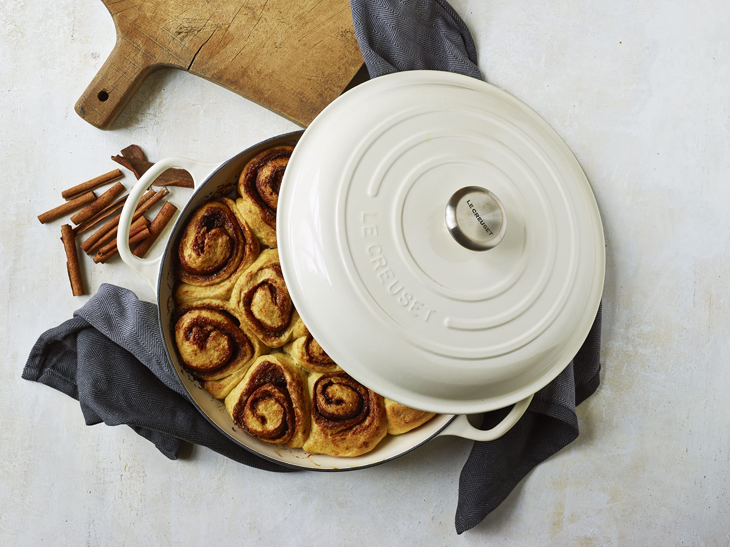 Le Creuset Enameled Cast Iron Signature Braiser, 3.5 qt., Artichaut