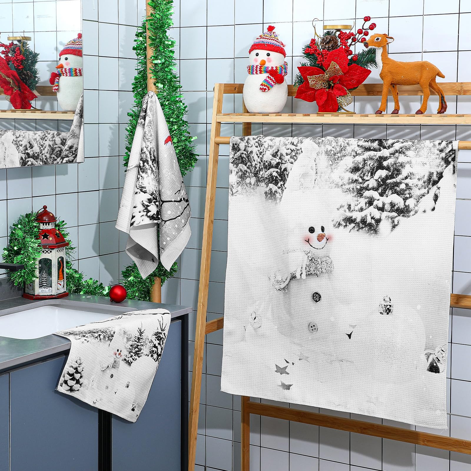 Preboun 3 Pack Christmas Gnome Bathroom Towels Set - Christmas Tree Hand Towels, Winter Snowflake Bath Towels, Soft Absorbent Dish Towels for Bathroom, Kitchen, Home, Hotel, Beach, Gym, Spa