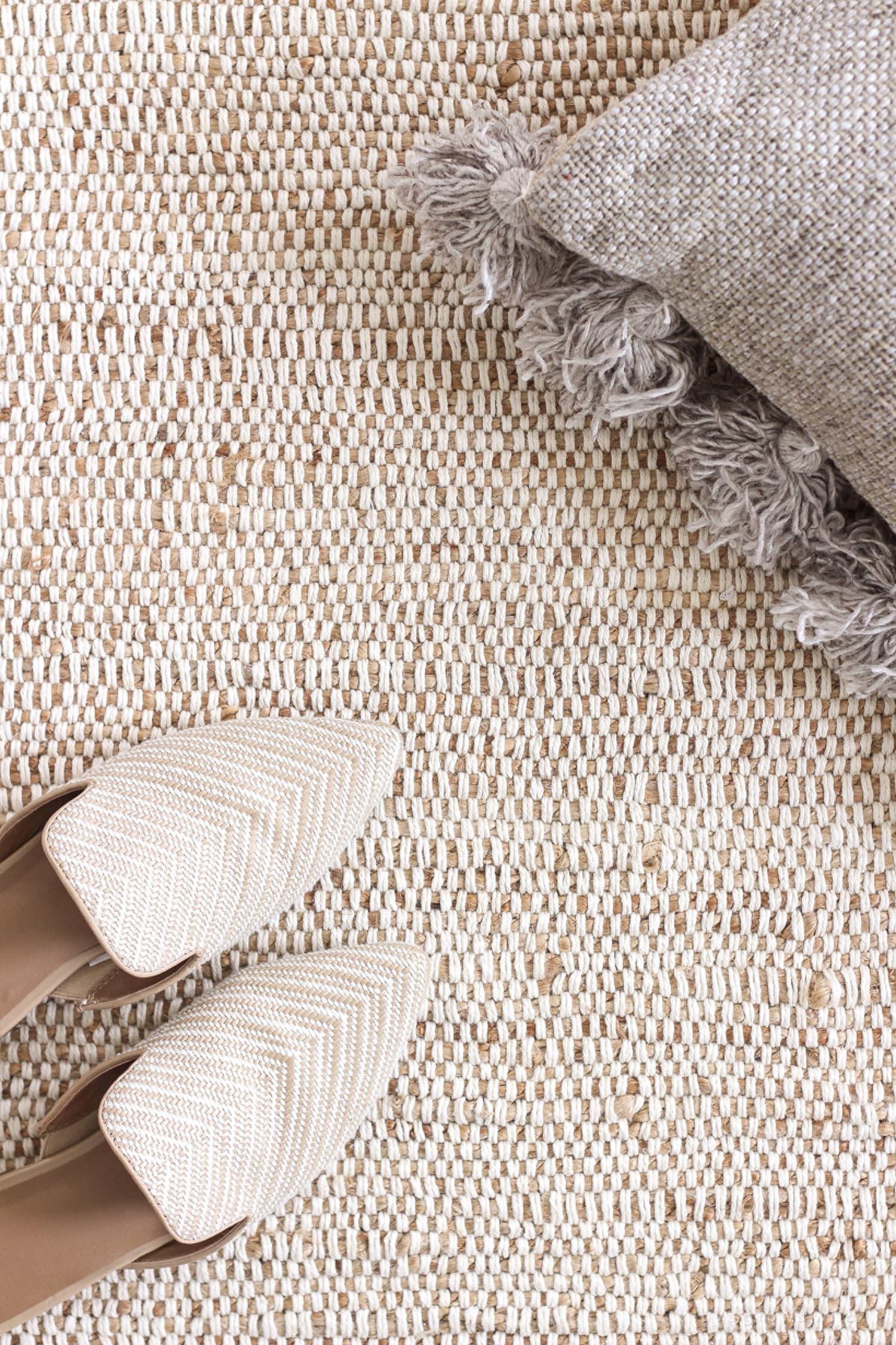 FRELISH DECOR Handwoven Jute Cotton Area Rug- Natural Yarn- Contemporary Farmhouse Decor- Rustic Nautical Rugs for Bedroom Living Room/Entryway Doormat (2'x3')