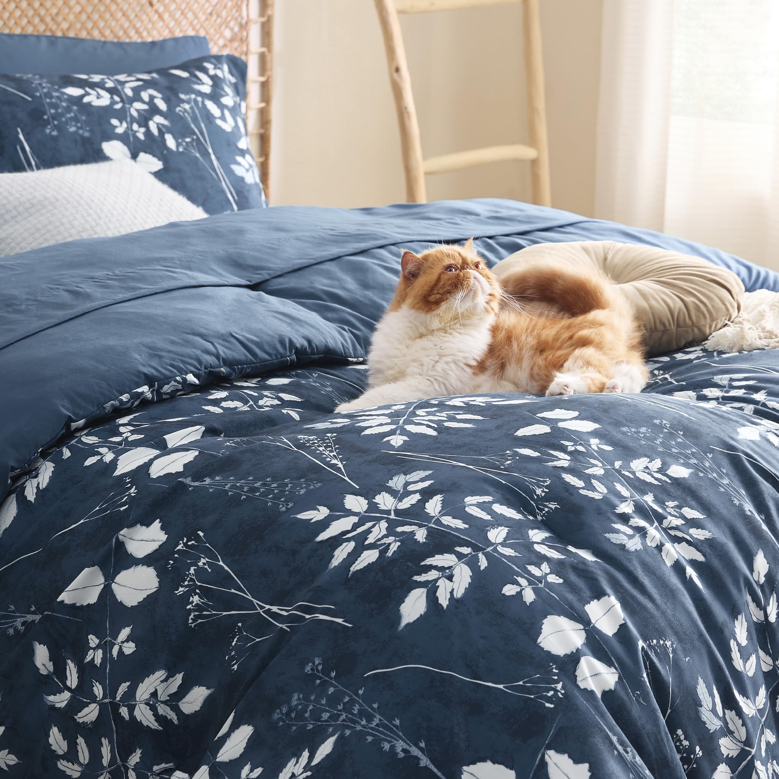 Bedsure Twin Comforter Set - 5 Pieces Floral Sage Green Soft Bedding Sets, Twin Bed in a Bag with Botanical Flowers Comforter, Sheets, Pillowcase & Sham