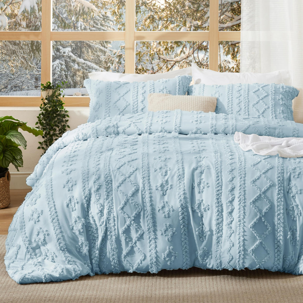 Bedsure Tufted Boho Comforter Set Twin Size - Beige Boho Bed Set, GentleSoft™ 2 Pieces Farmhouse-Style Embroidery Bedding, Gifts for Woman, Soft Jacquard Kids' Twin Comforter for All Seasons