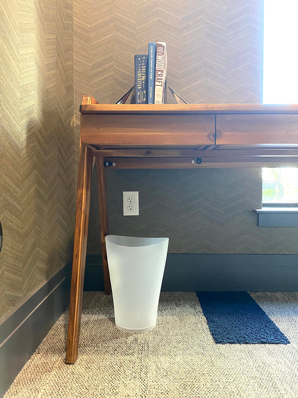Rubbermaid Wastebasket, 2.25 Gallon, Plastic, Clear | For Bathroom/Vanity | Pack of 6