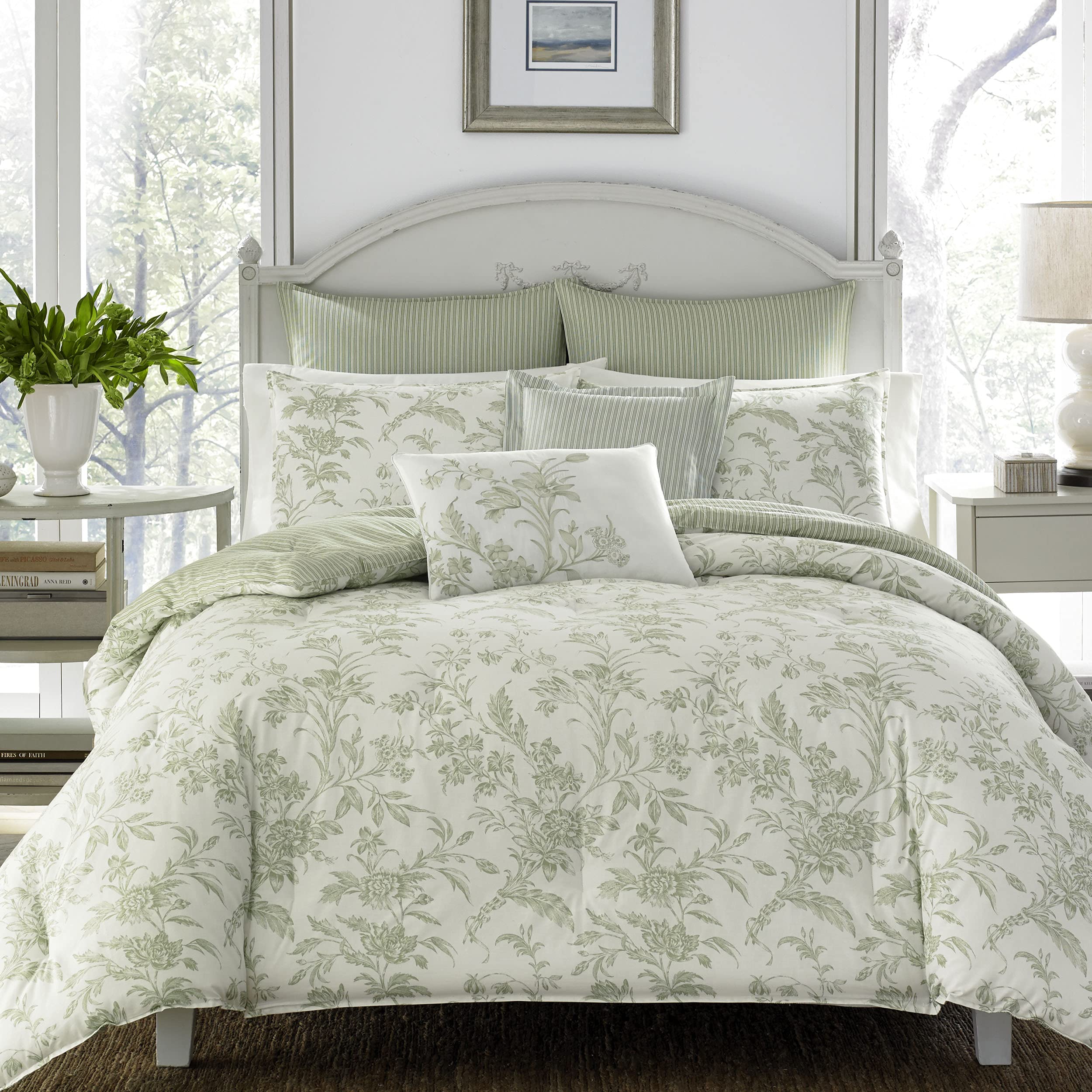 Laura Ashley - Duvet Set, Super Soft & Cozy Bedding, Includes Matching Shams & Bonus Throw Pillow Covers, Coquette Room Decor (Hope Patchwork Blue, Twin)