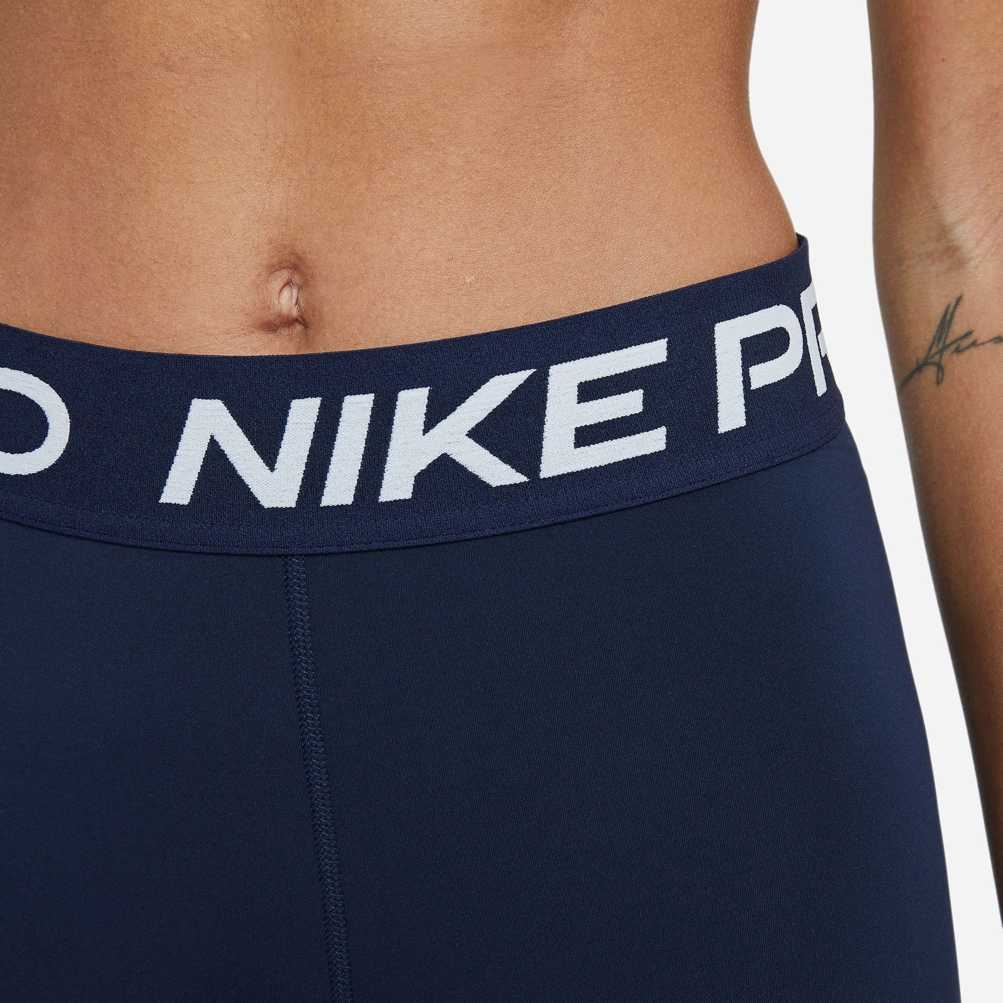Nike Womens Flat