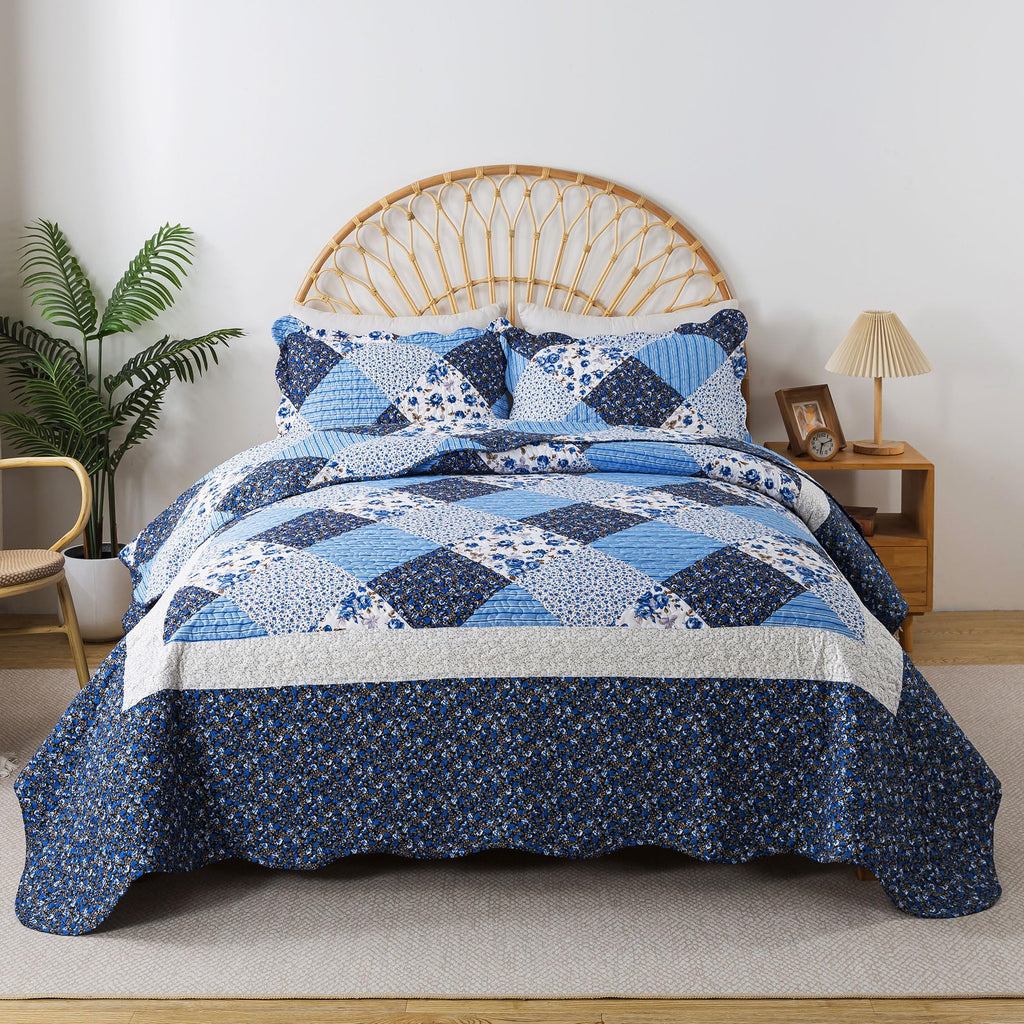 HoneiLife Quilt Sets Twin Size - 2 Piece Microfiber Quilts Reversible Bedspreads Patchwork Coverlets Floral Bedding Set All Season Quilts with Blue and White Porcelain Pattern