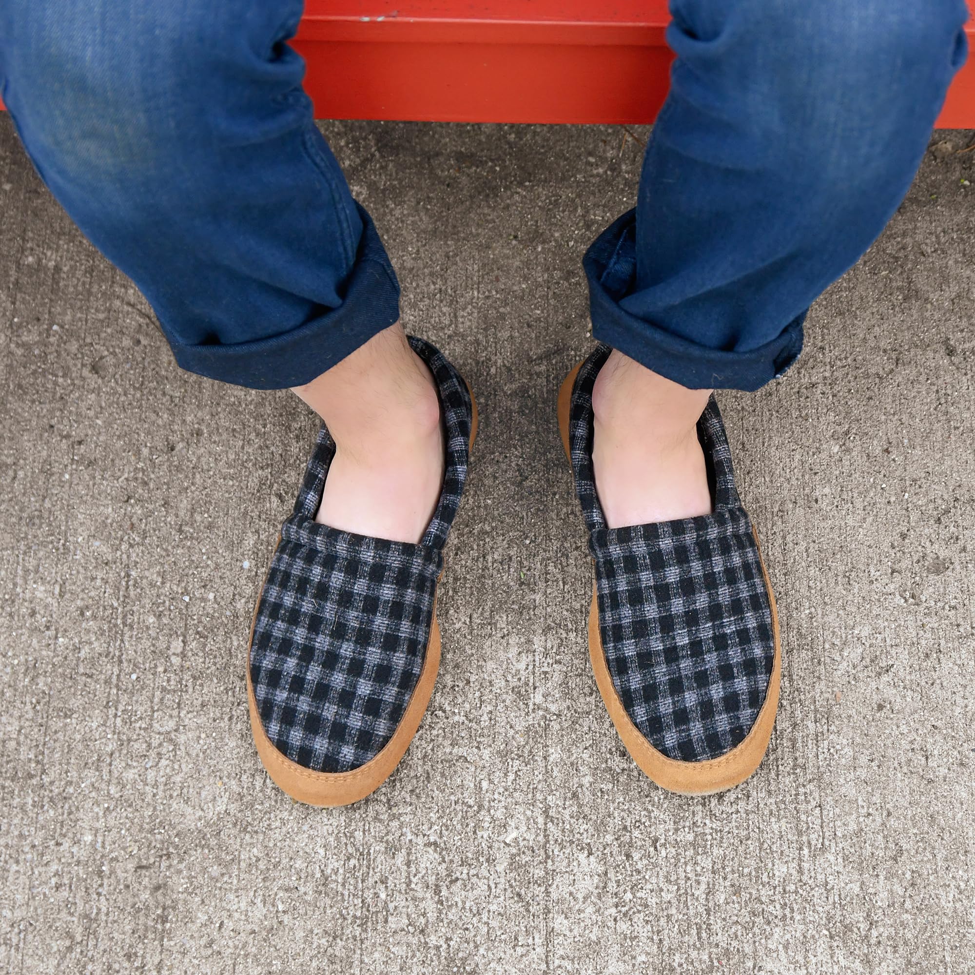 Acorn Men's Memory Foam Slippers