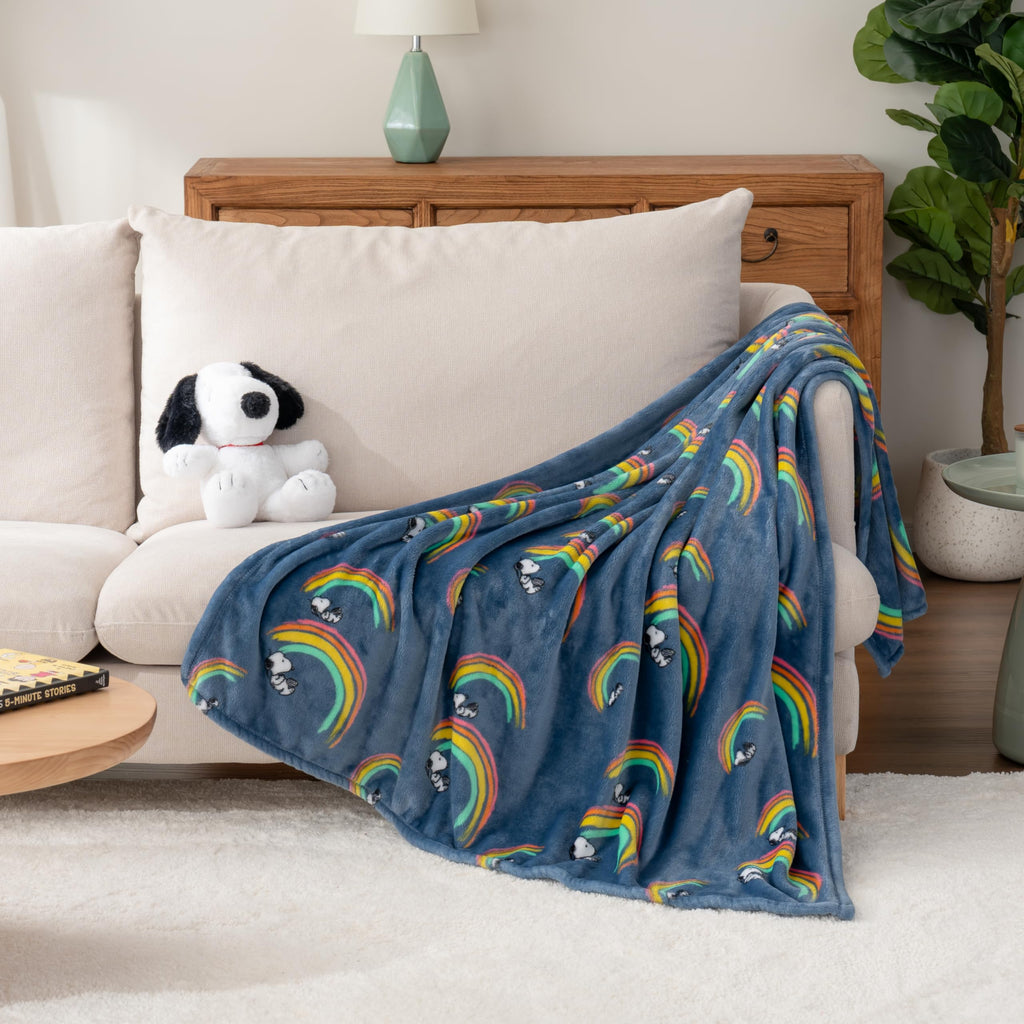 Berkshire Blanket VelvetLoft® Luxury Soft Polyester Throw Blanket, Don’t Let The Pigeon Drive The Bus, 50 x 70in(Official Mo Willems® Product)