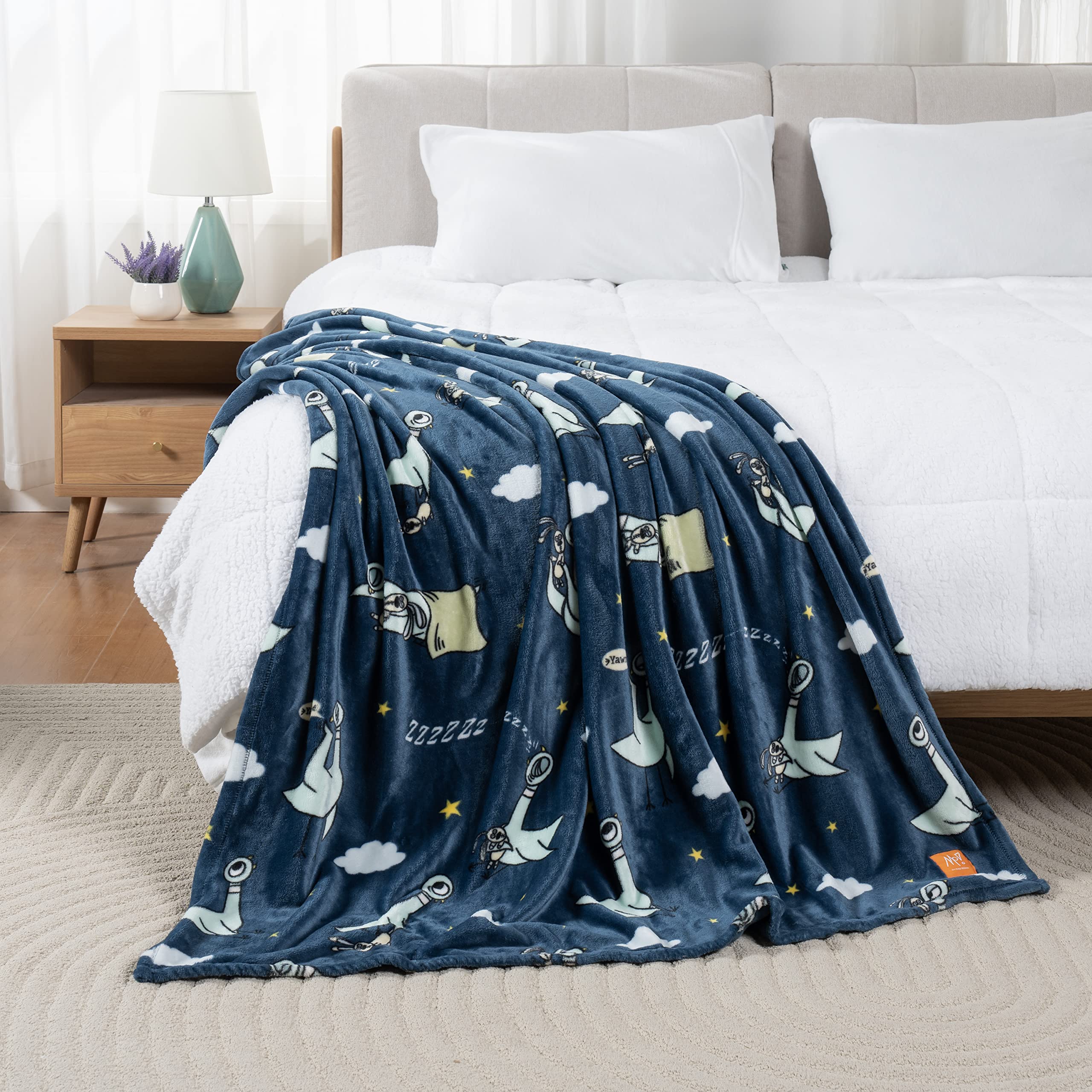 Berkshire Blanket VelvetLoft® Luxury Soft Polyester Throw Blanket, Don’t Let The Pigeon Drive The Bus, 50 x 70in(Official Mo Willems® Product)