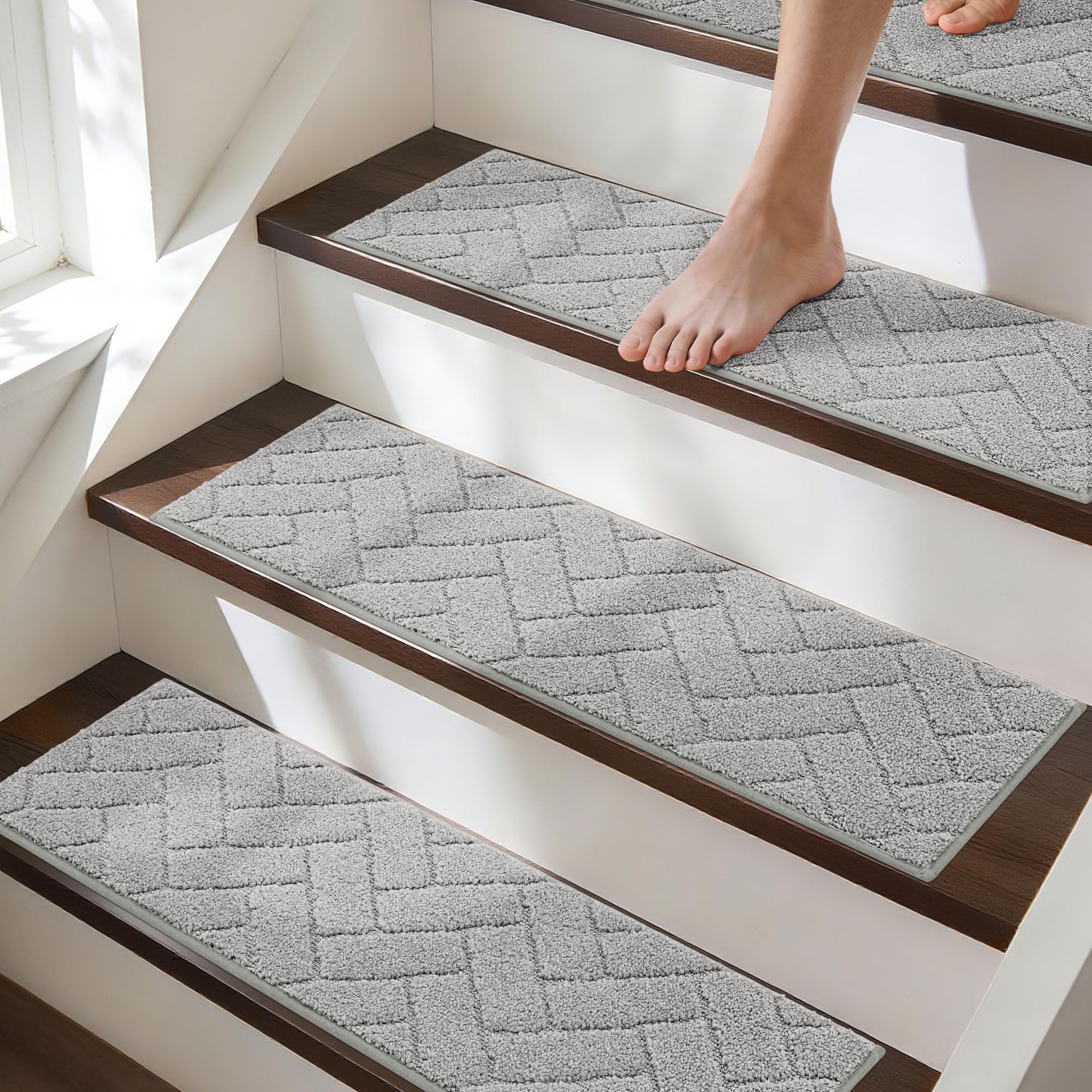 BEQHAUSE Stair Treads for Wooden Steps 28inX9in, Non Slip Carpet Stair Treads Indoor Stair Runners Machine Washable, Soft Stair Rugs Mat Surface Polyester TPE Backing, 4pcs, Beige
