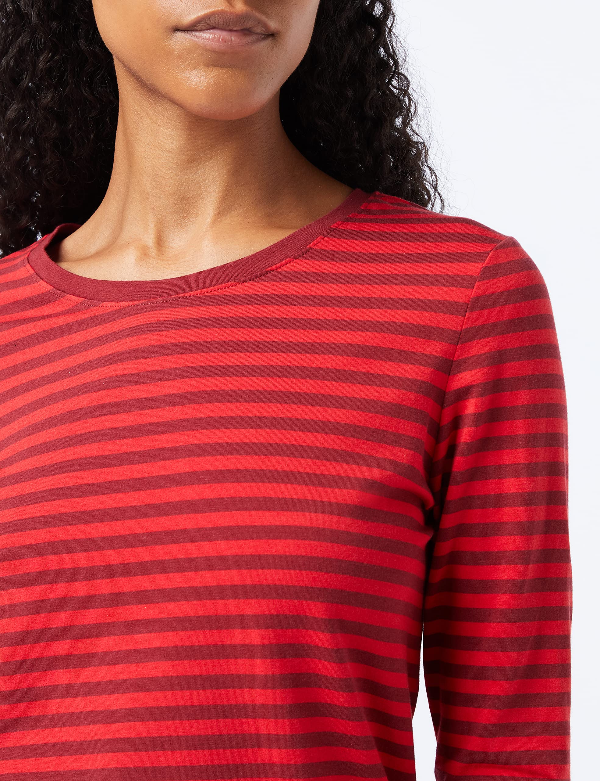 Amazon Essentials Women's Regular-Fit Long-Sleeve Crewneck T-Shirt (Available in Plus Size)