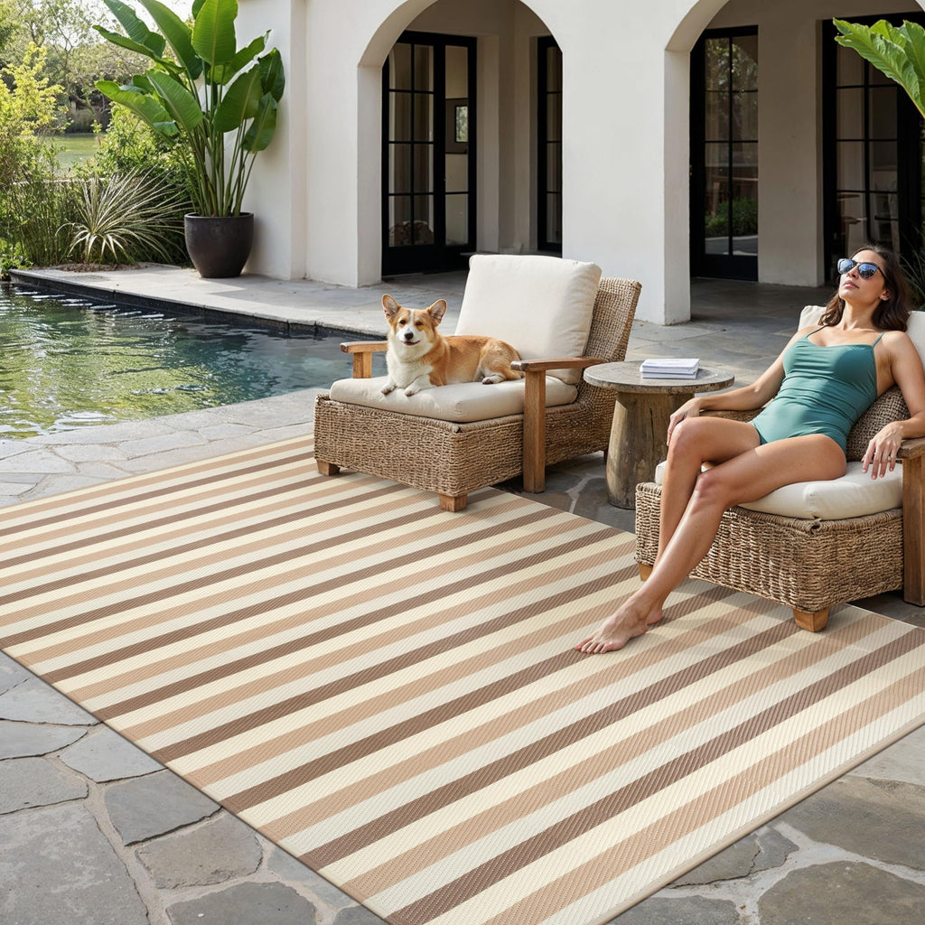 PureCozy Outdoor Plastic Straw Rug Black Beige Large Outside Waterproof Outdoor Patio 5x8 Carpet Geometric Reversible Mat Modern for Camping RV Porch Deck Balcony Beach