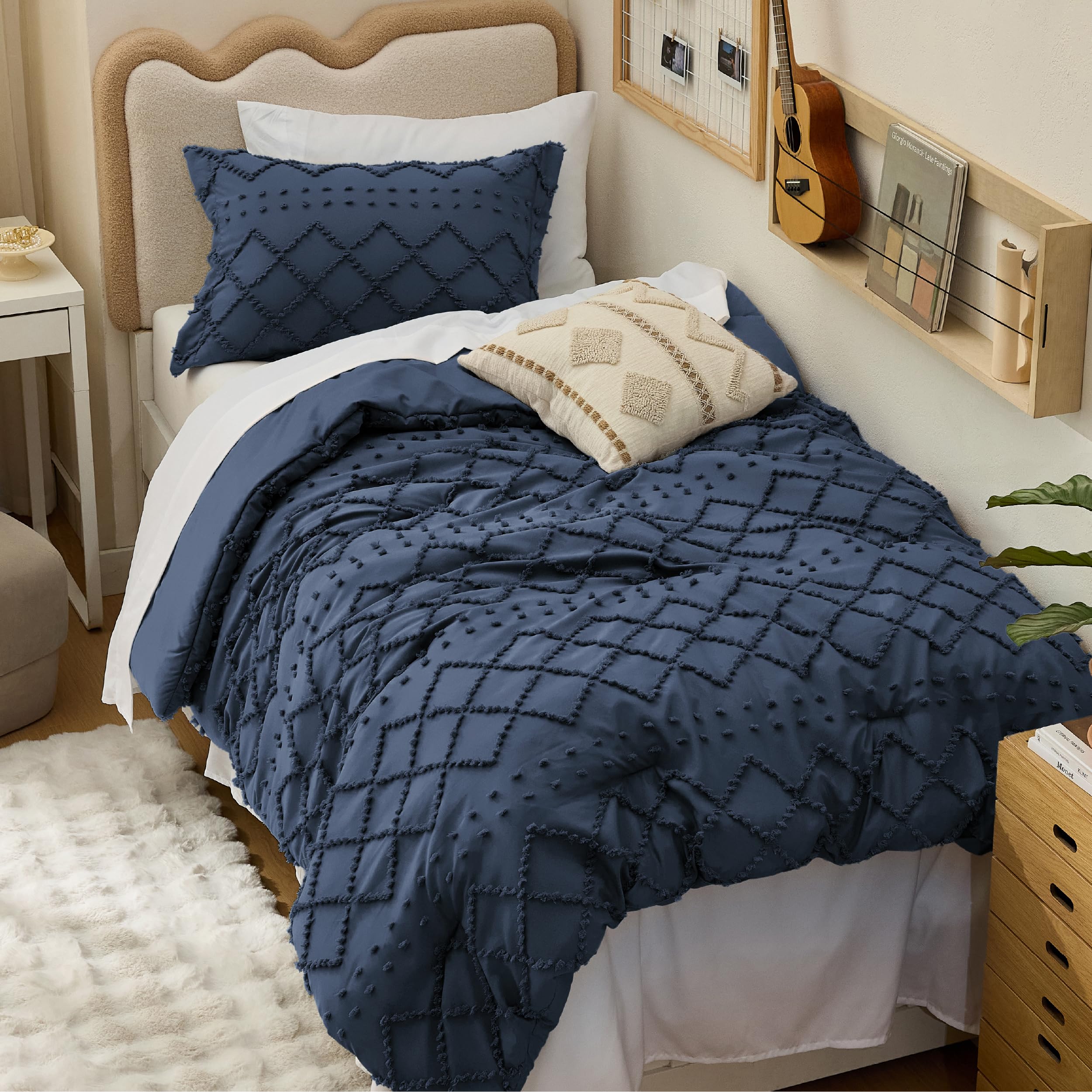 Bedsure Twin Comforter Set - White Boho Twin Comforter, Distressed Vintage Dorm Bedding Set for Kids, 2 Pieces Modern Farmhouse-Style Bed Set, Includes 1 Pillow Sham